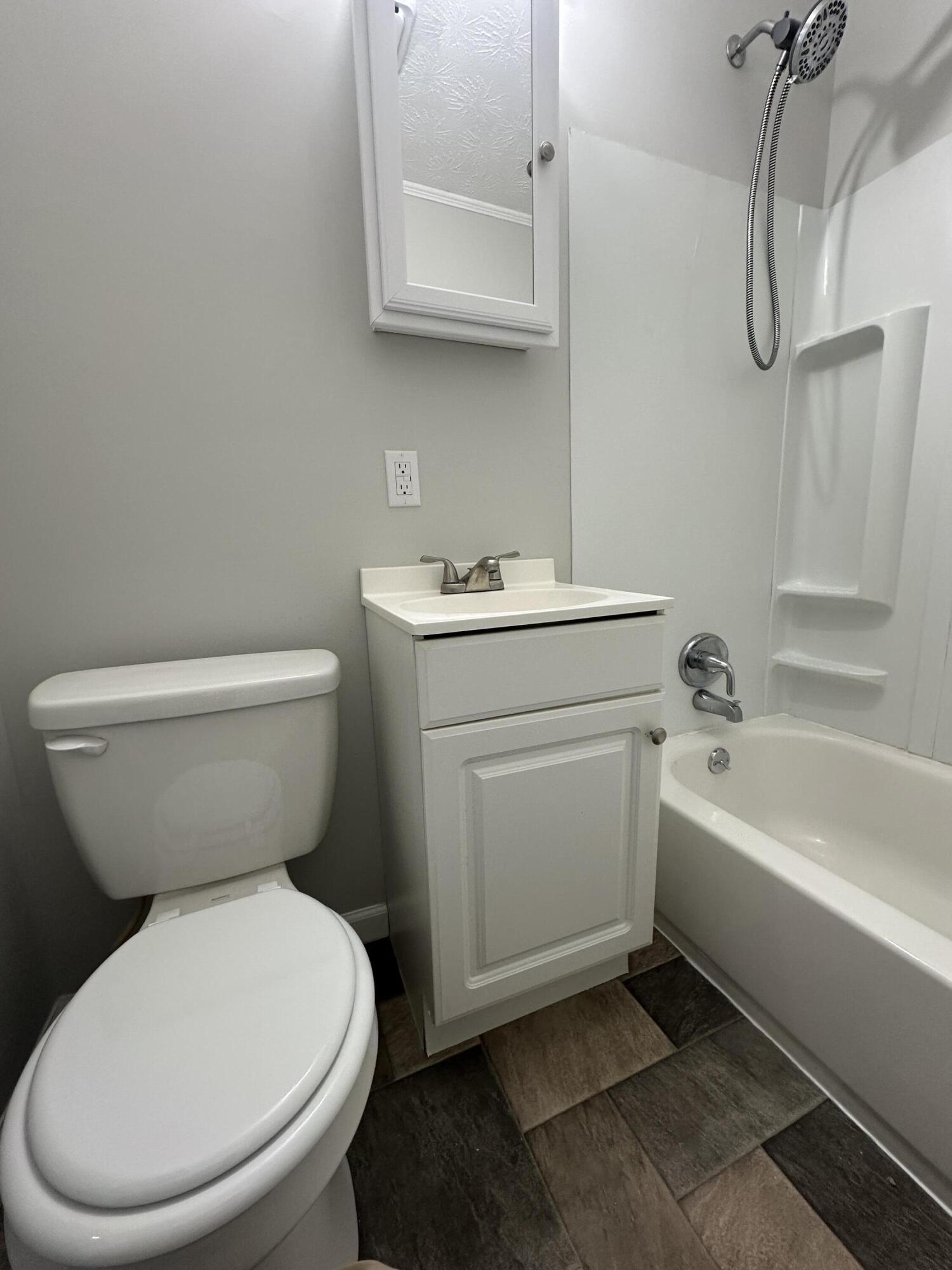 1633 Sweetbriar Lane, Springfield, Ohio 45505