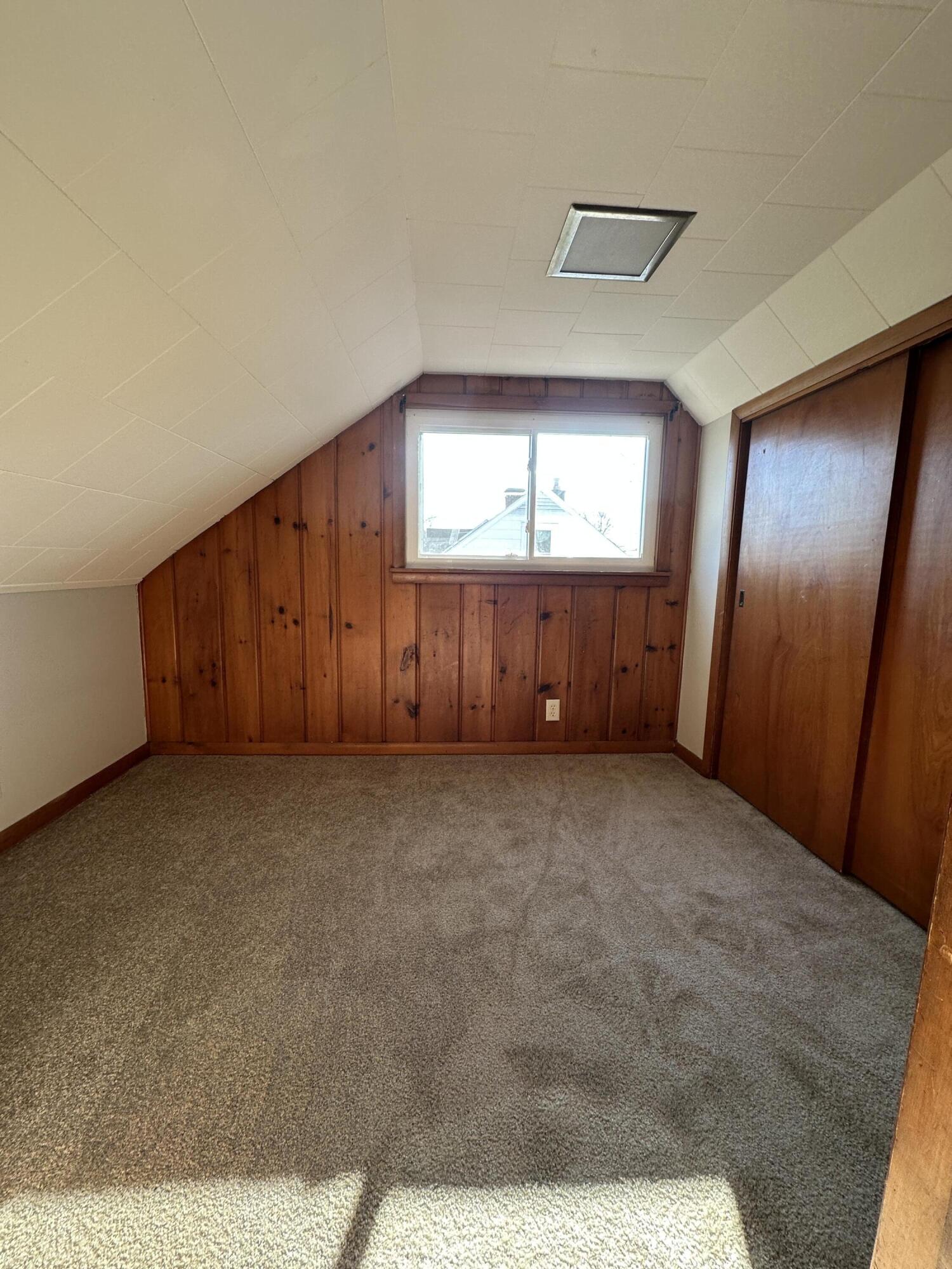 1633 Sweetbriar Lane, Springfield, Ohio 45505