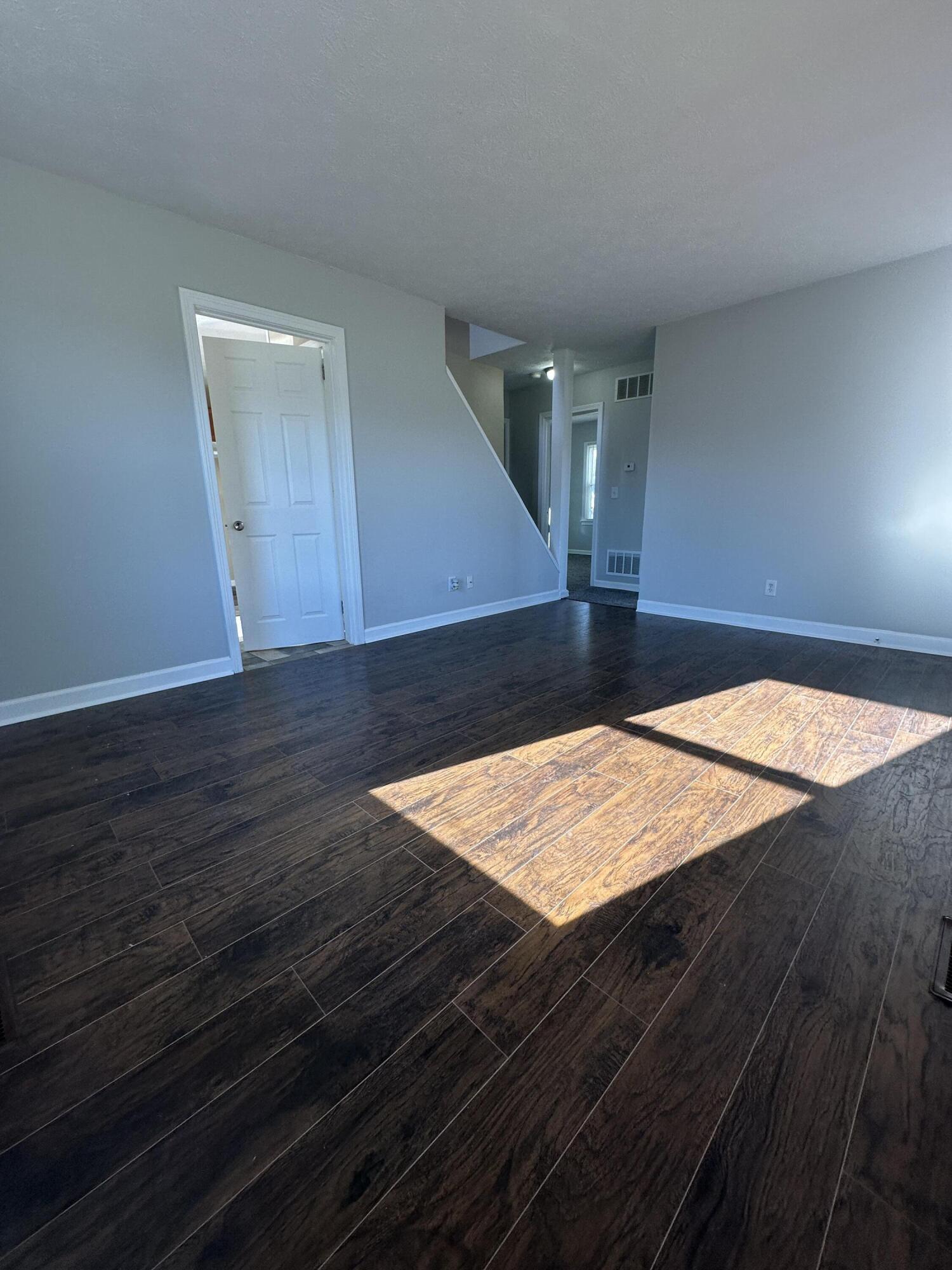 1633 Sweetbriar Lane, Springfield, Ohio 45505