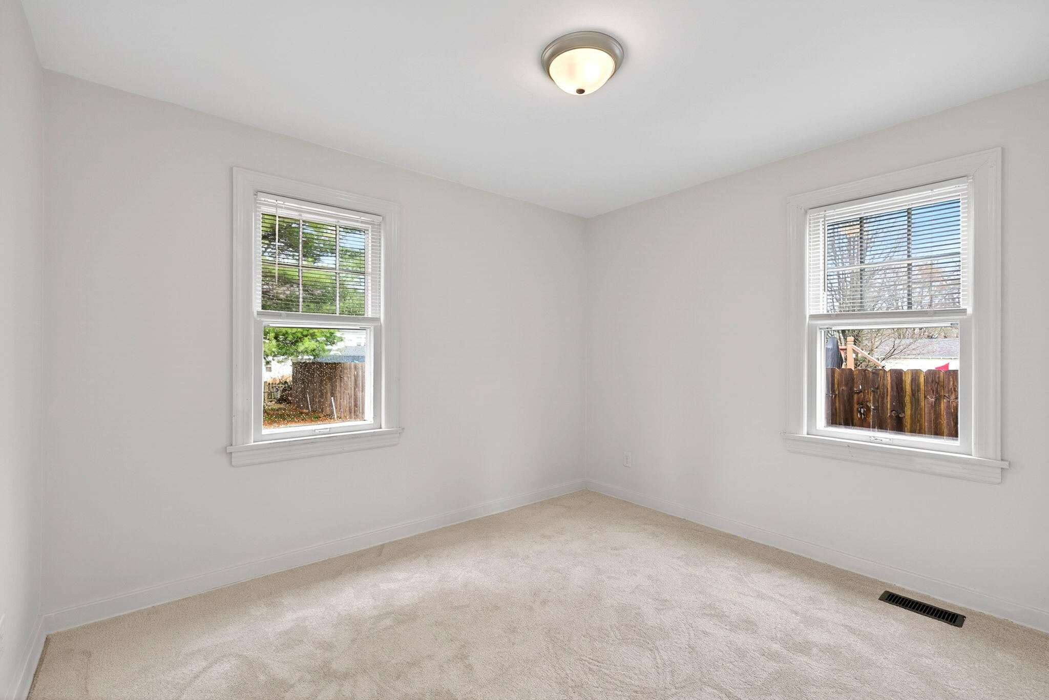 2162 Broadway Street, Springfield, Ohio 45504