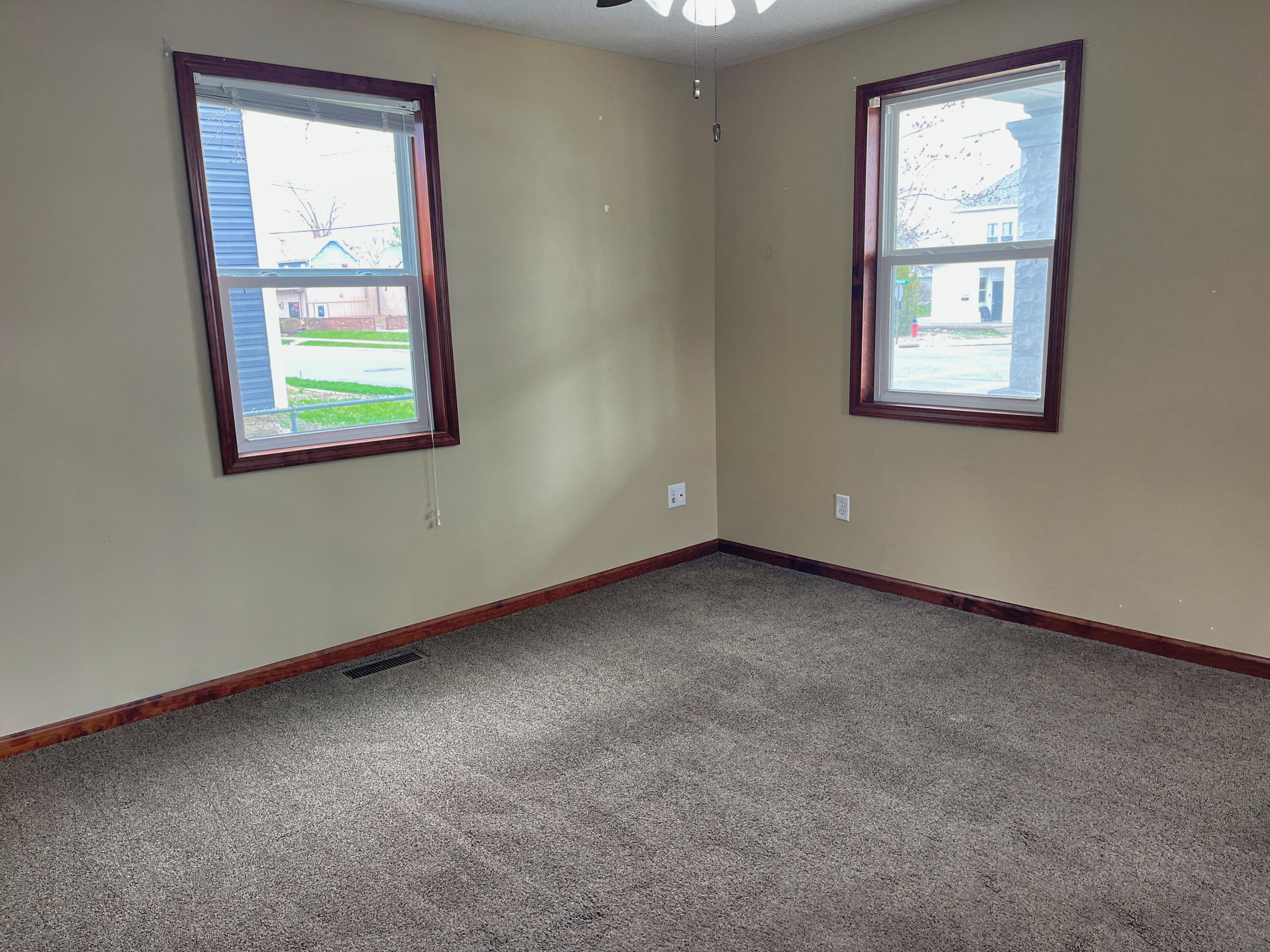 11 Water Street, Wapakoneta, Ohio 45895