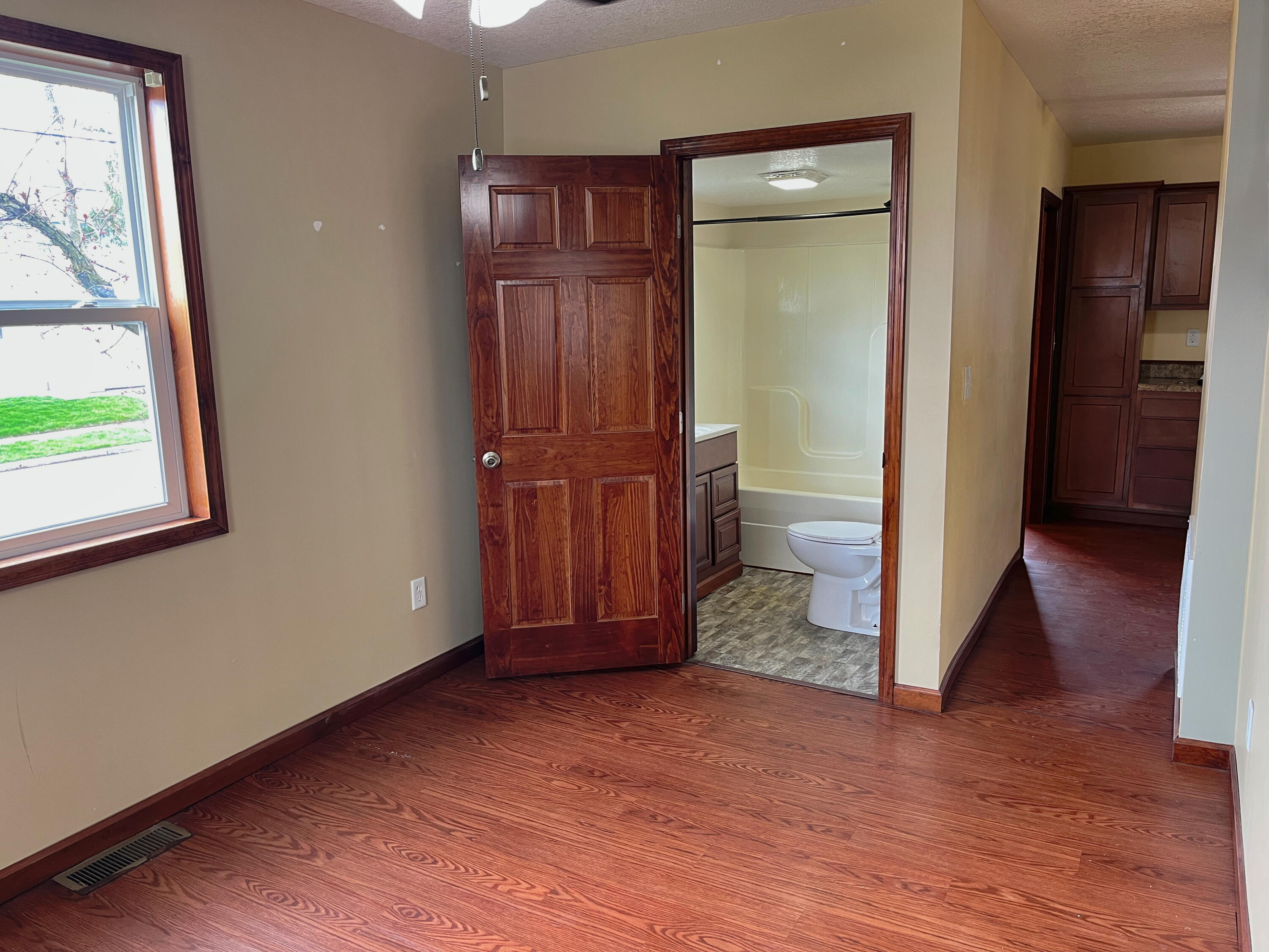 11 Water Street, Wapakoneta, Ohio 45895