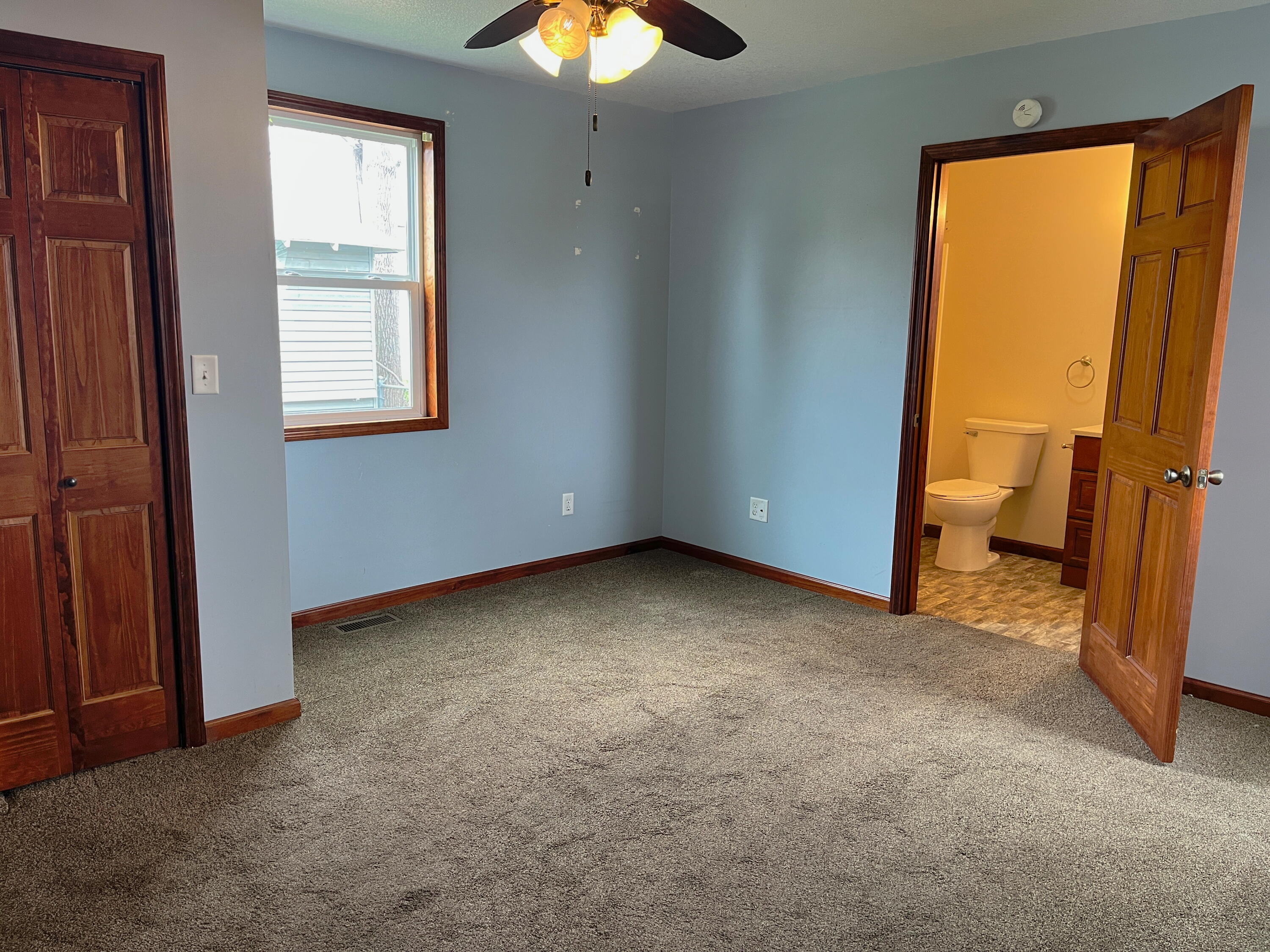 11 Water Street, Wapakoneta, Ohio 45895