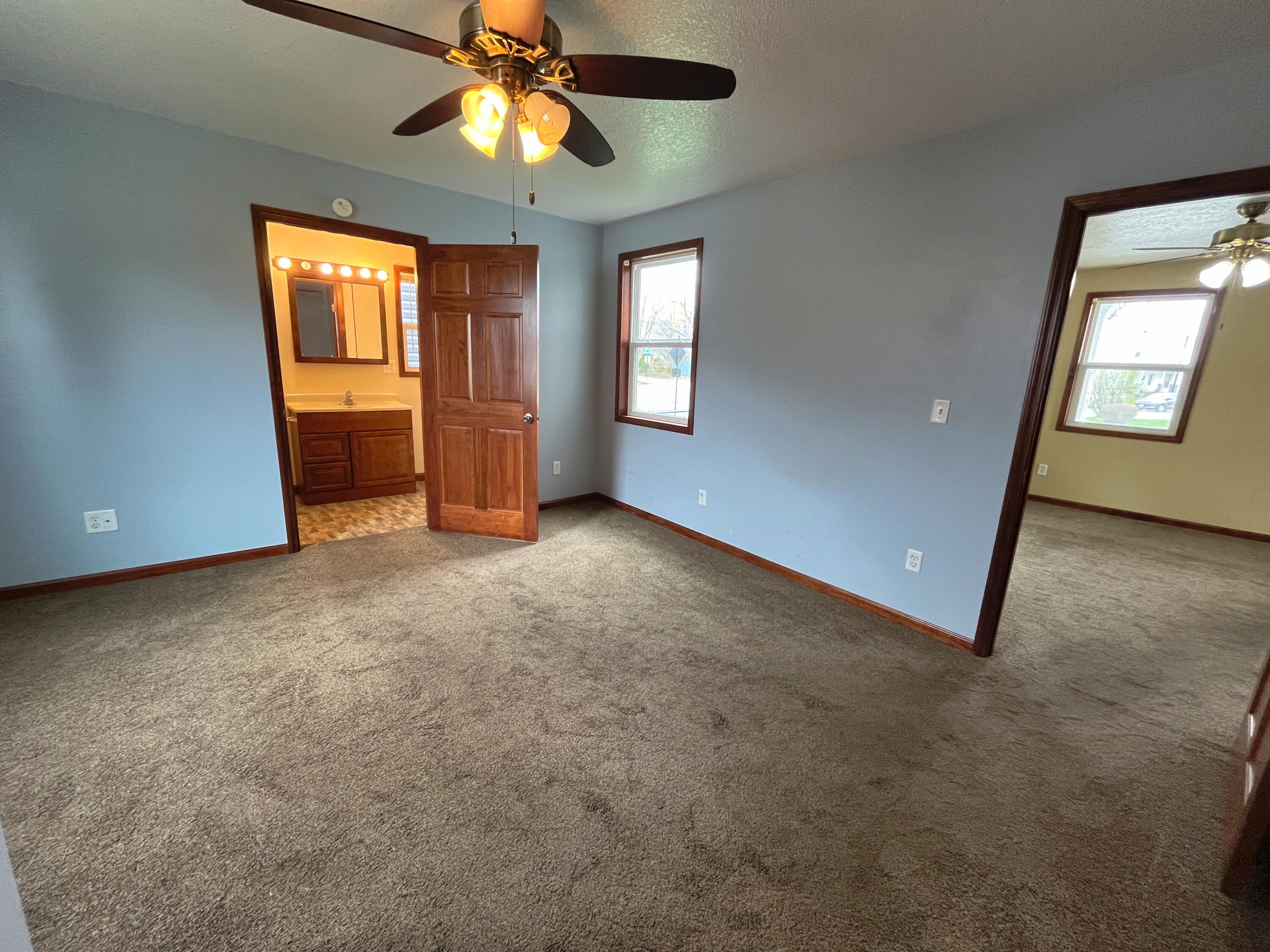 11 Water Street, Wapakoneta, Ohio 45895