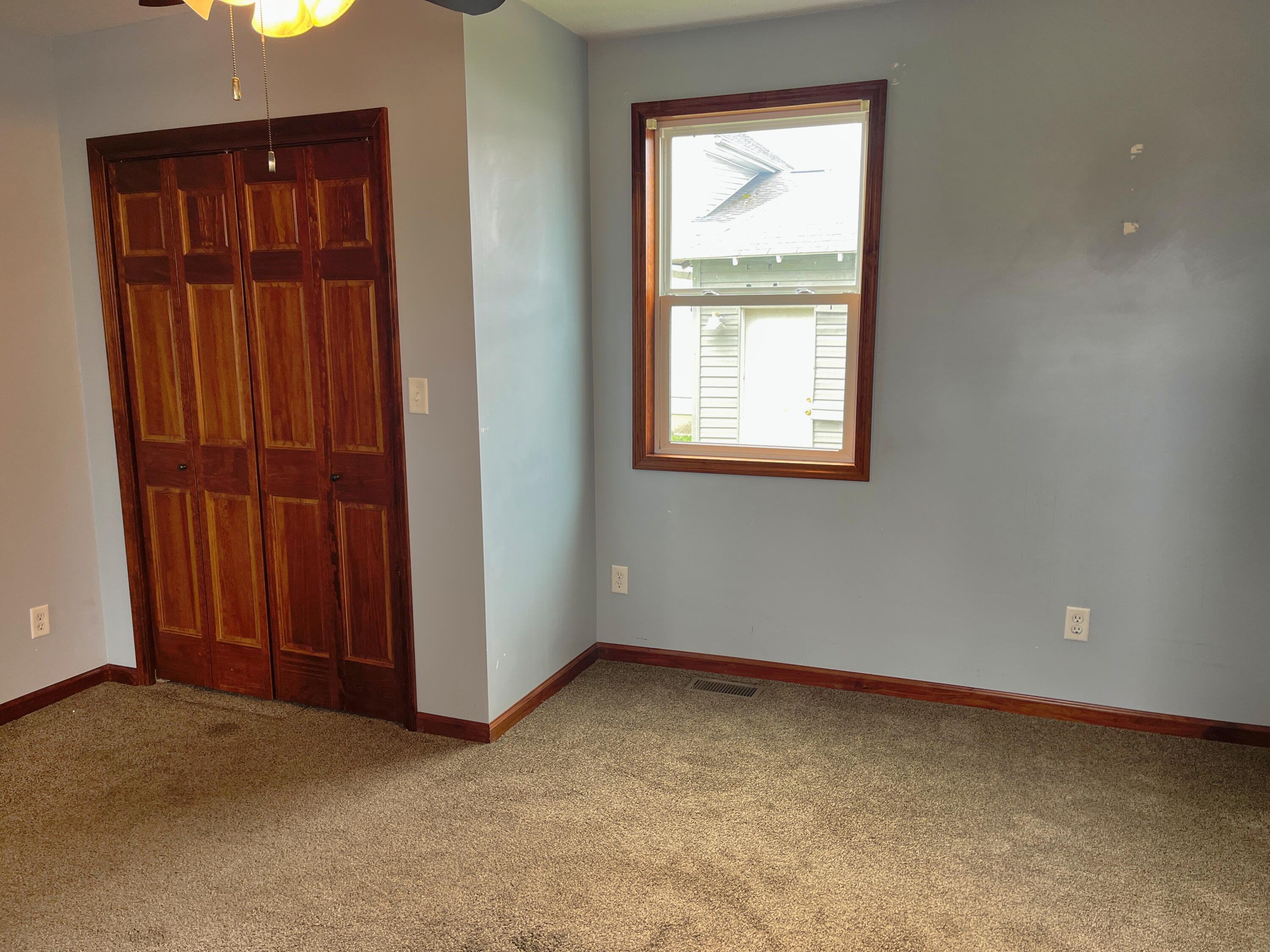 11 Water Street, Wapakoneta, Ohio 45895