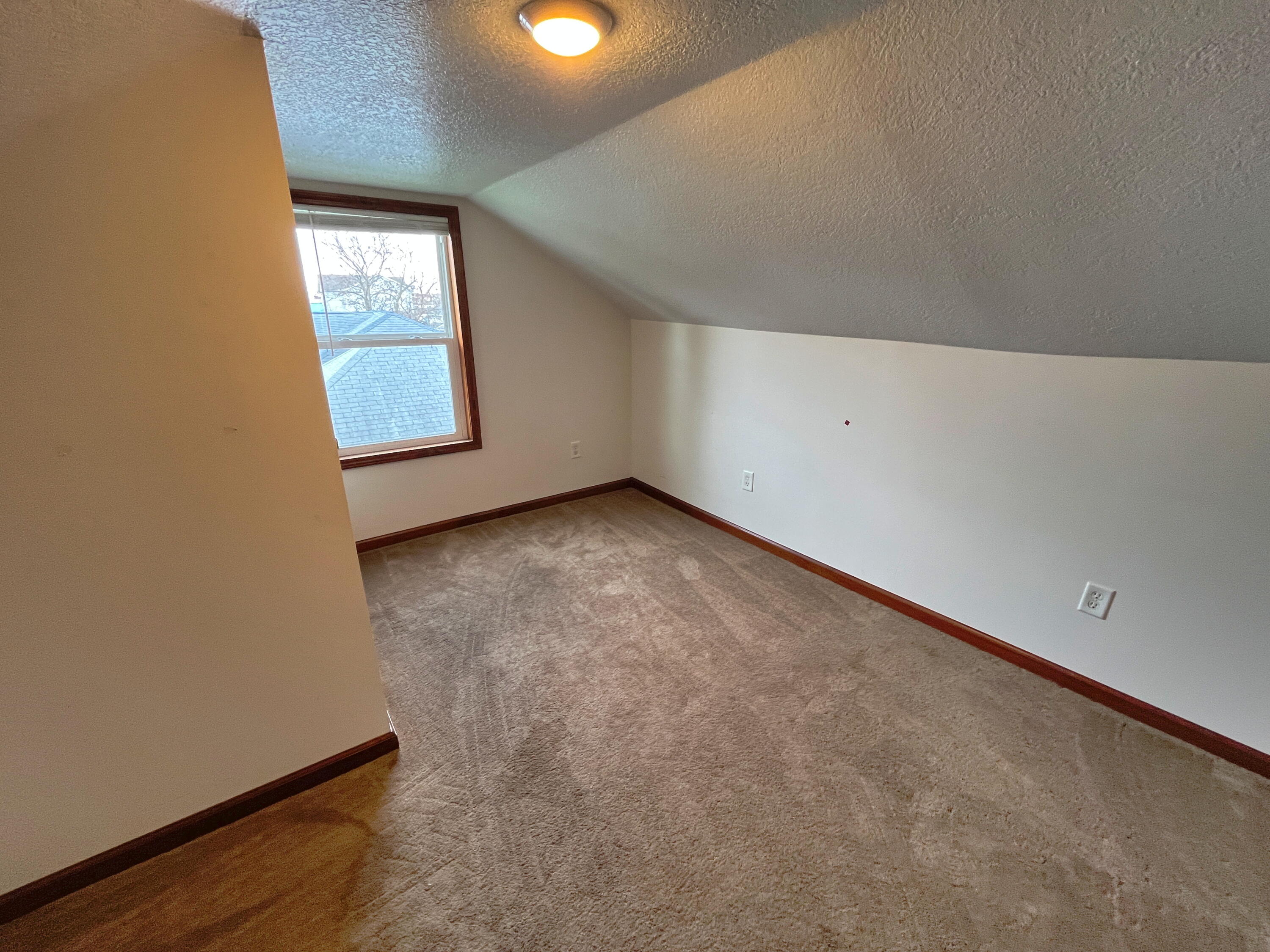 11 Water Street, Wapakoneta, Ohio 45895