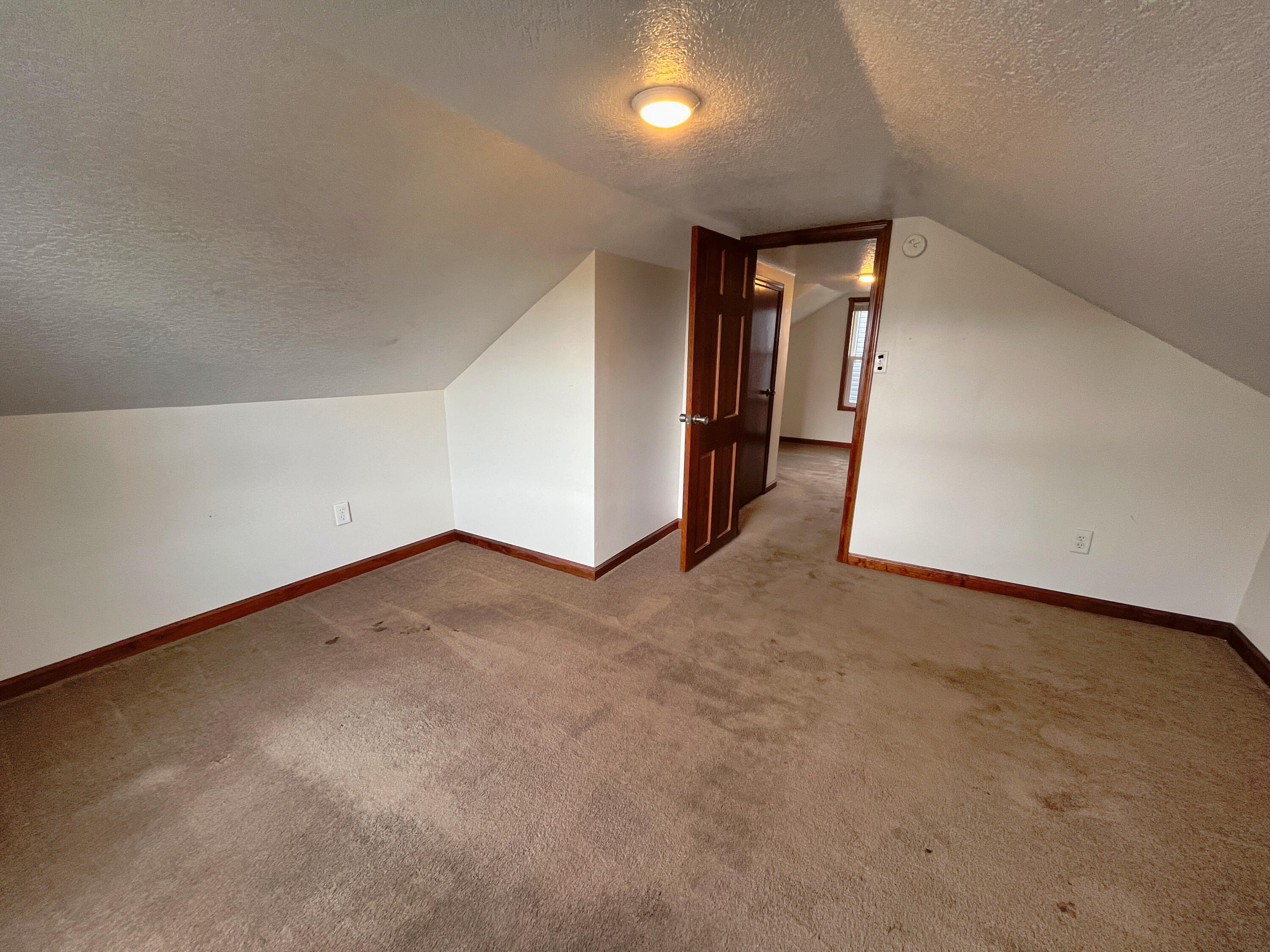 11 Water Street, Wapakoneta, Ohio 45895