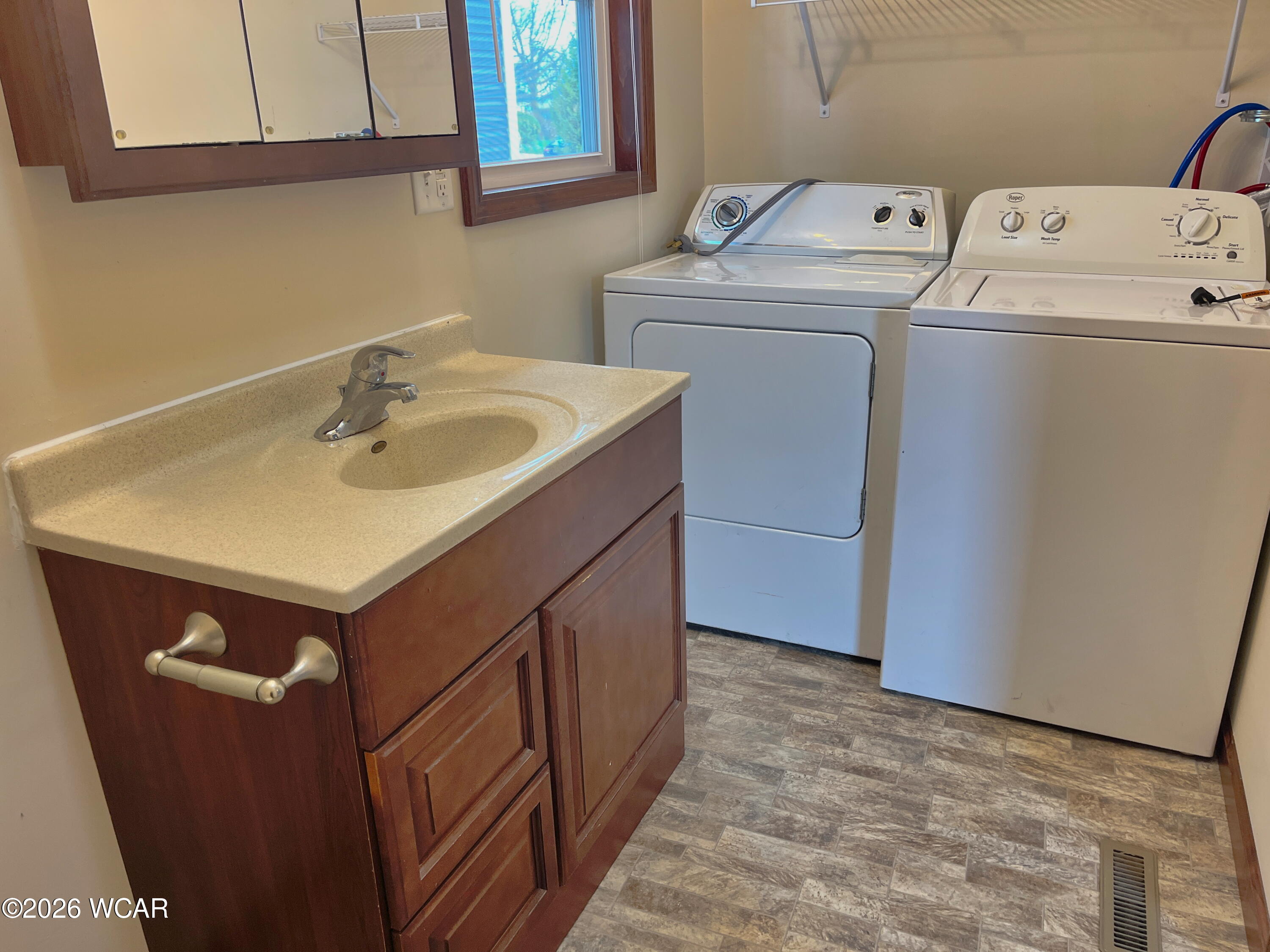 11 Water Street, Wapakoneta, Ohio