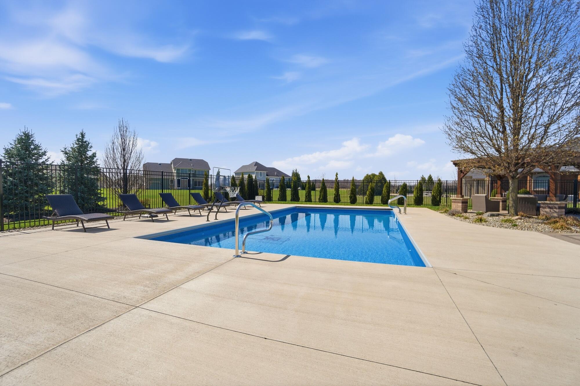 1250 Macintosh Court, Tipp City, Ohio 45371