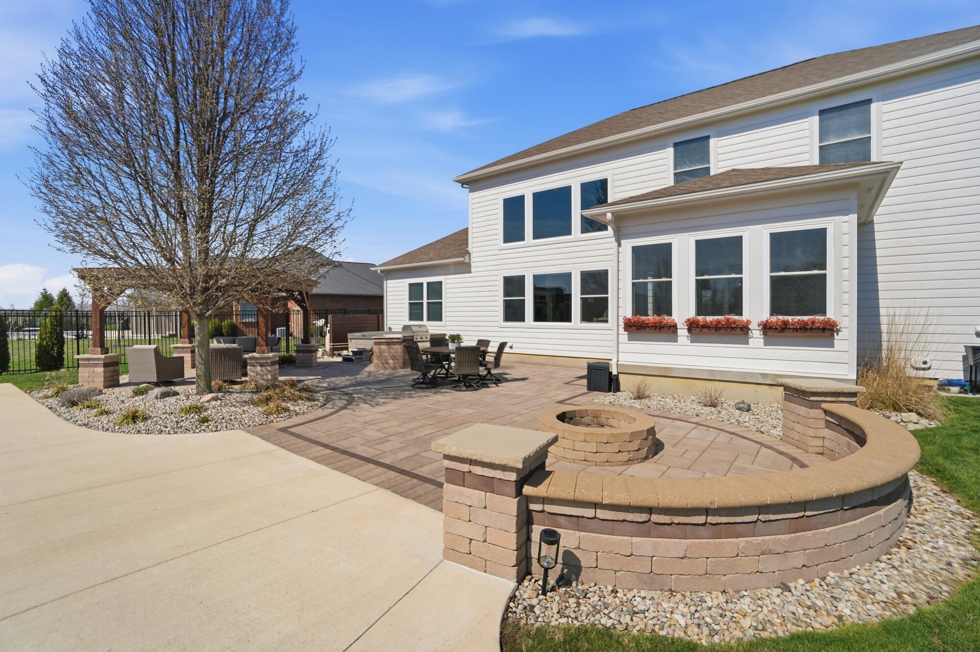 1250 Macintosh Court, Tipp City, Ohio 45371