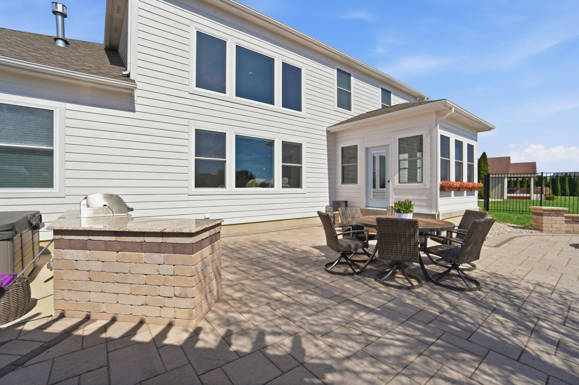 1250 Macintosh Court, Tipp City, Ohio 45371