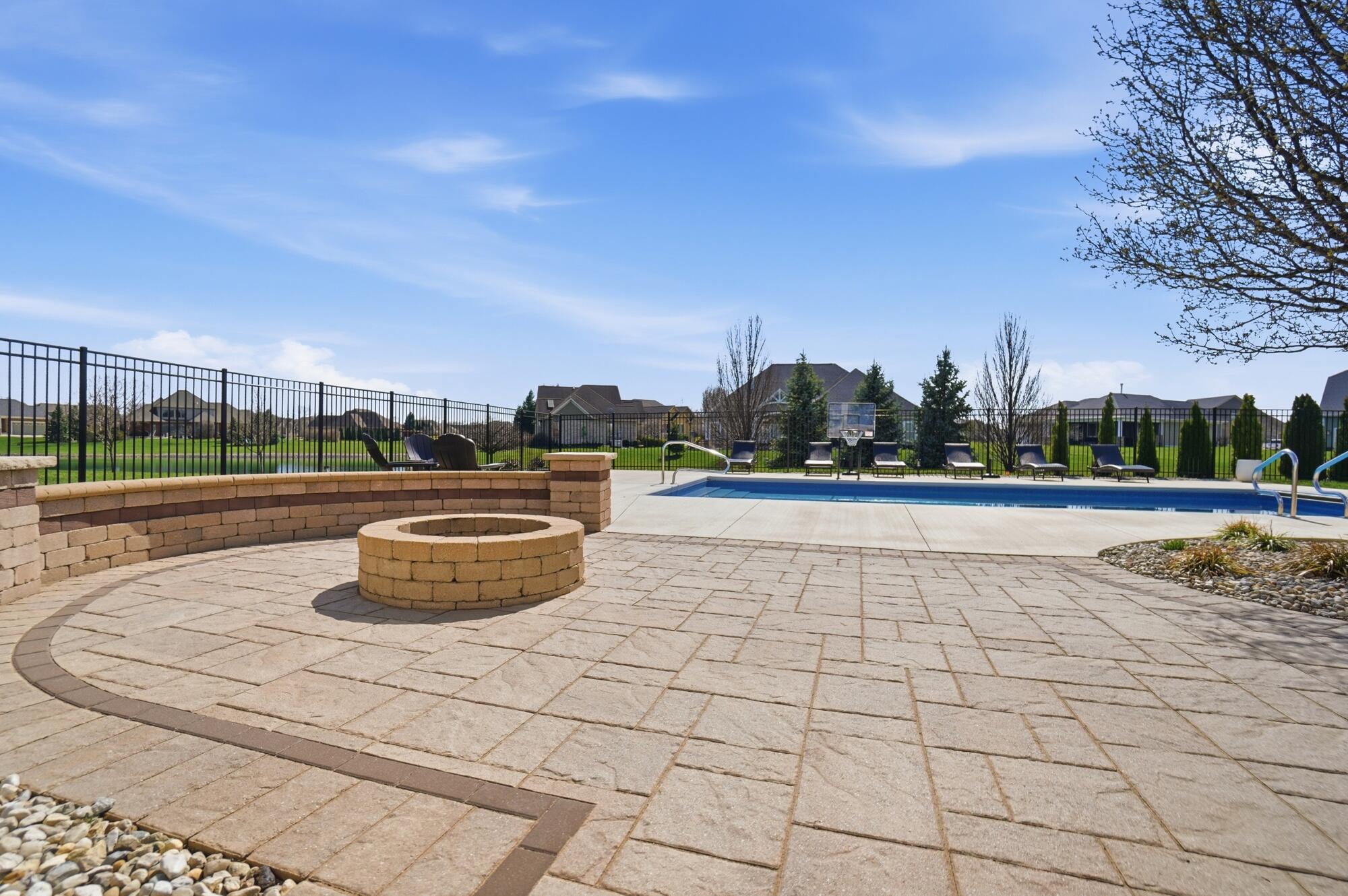 1250 Macintosh Court, Tipp City, Ohio 45371