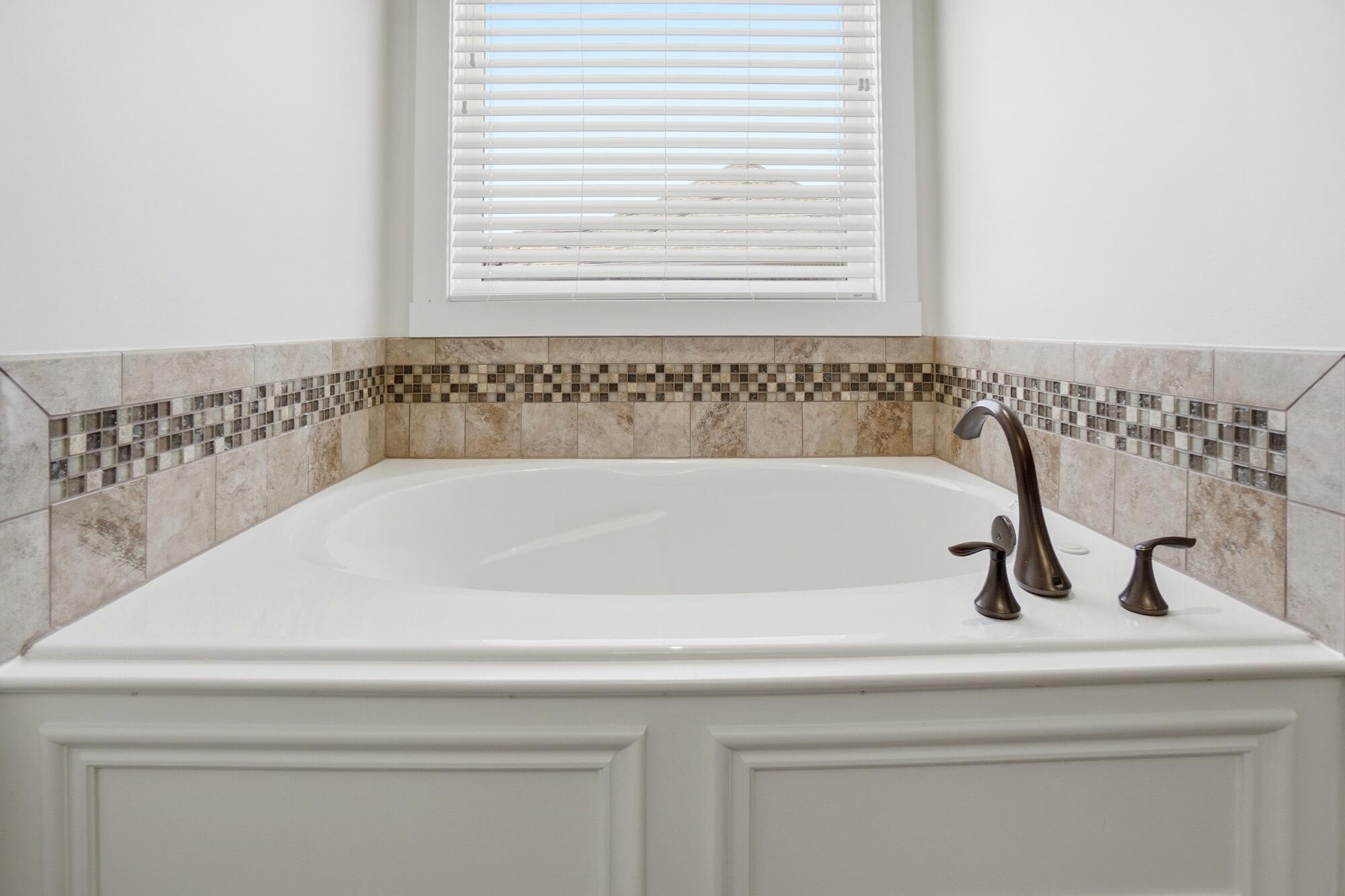 1250 Macintosh Court, Tipp City, Ohio 45371