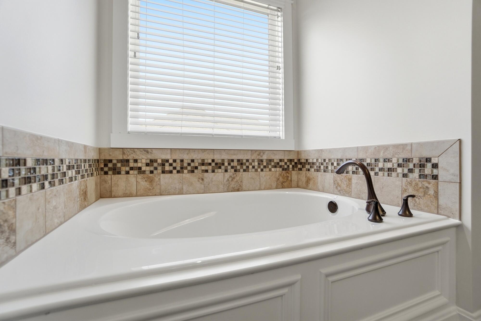 1250 Macintosh Court, Tipp City, Ohio 45371