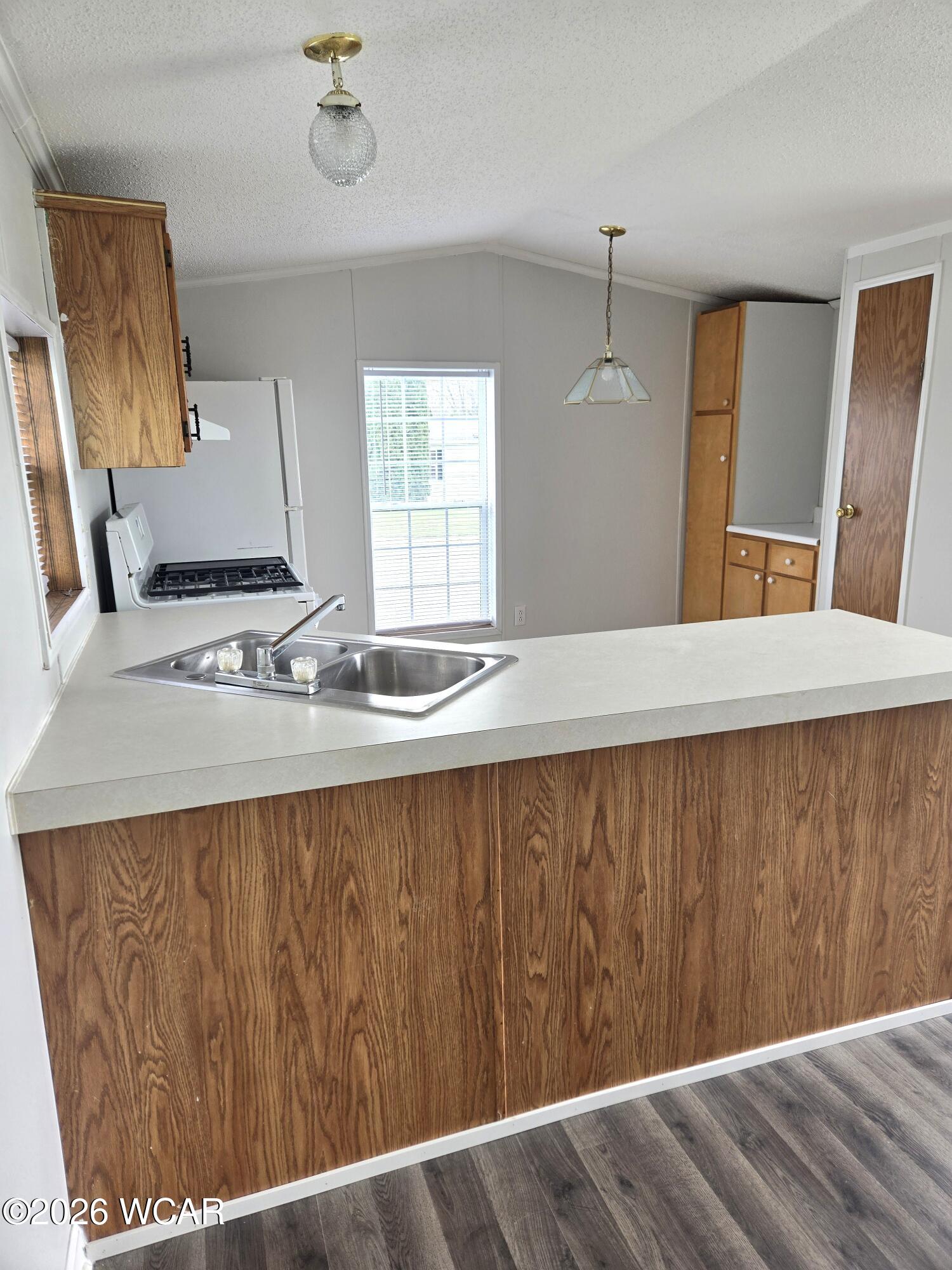 111 Matterhorn Drive, Bluffton, Ohio