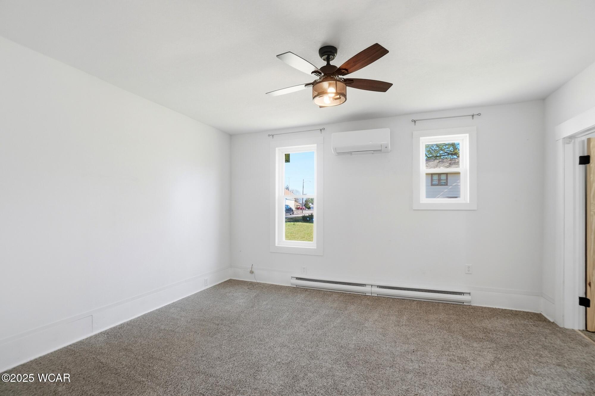 112 Railroad Street, Middle Point, Ohio