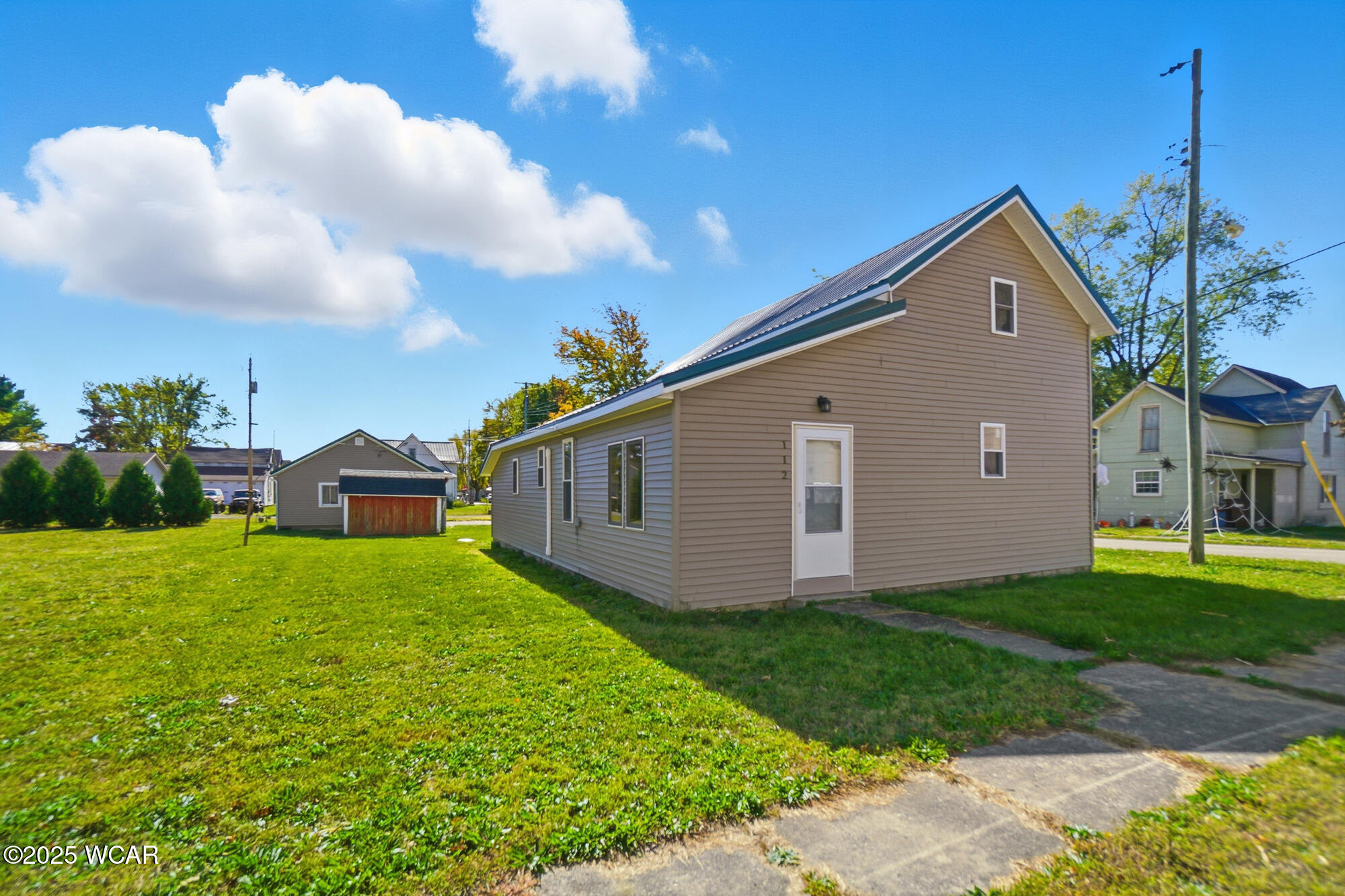 112 Railroad Street, Middle Point, Ohio