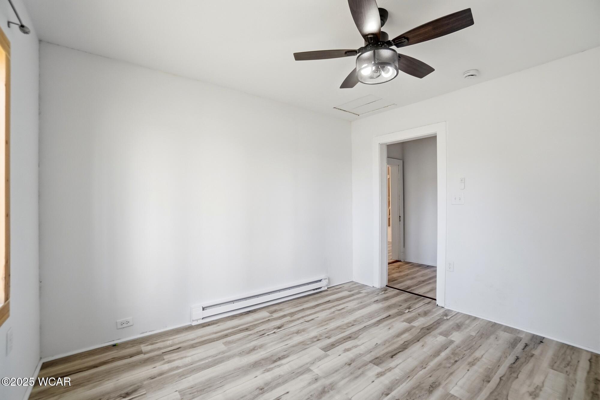 112 Railroad Street, Middle Point, Ohio