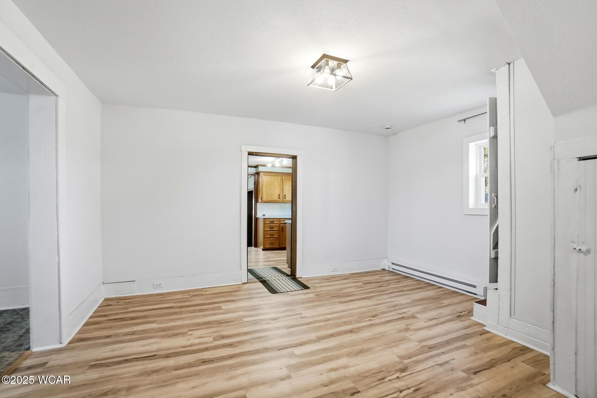 112 Railroad Street, Middle Point, Ohio