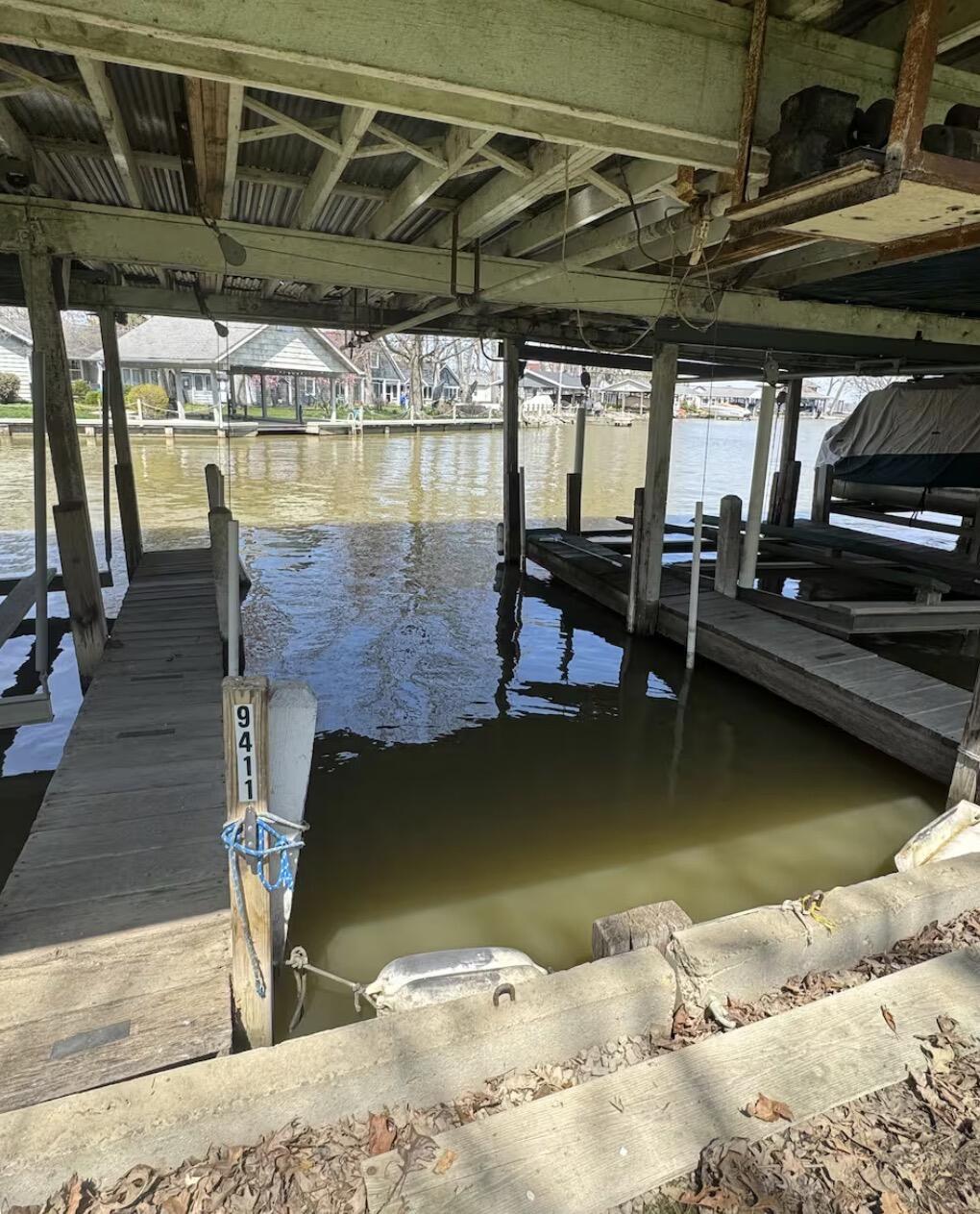 9411 Lakeshore Drive, Huntsville, Ohio 43324