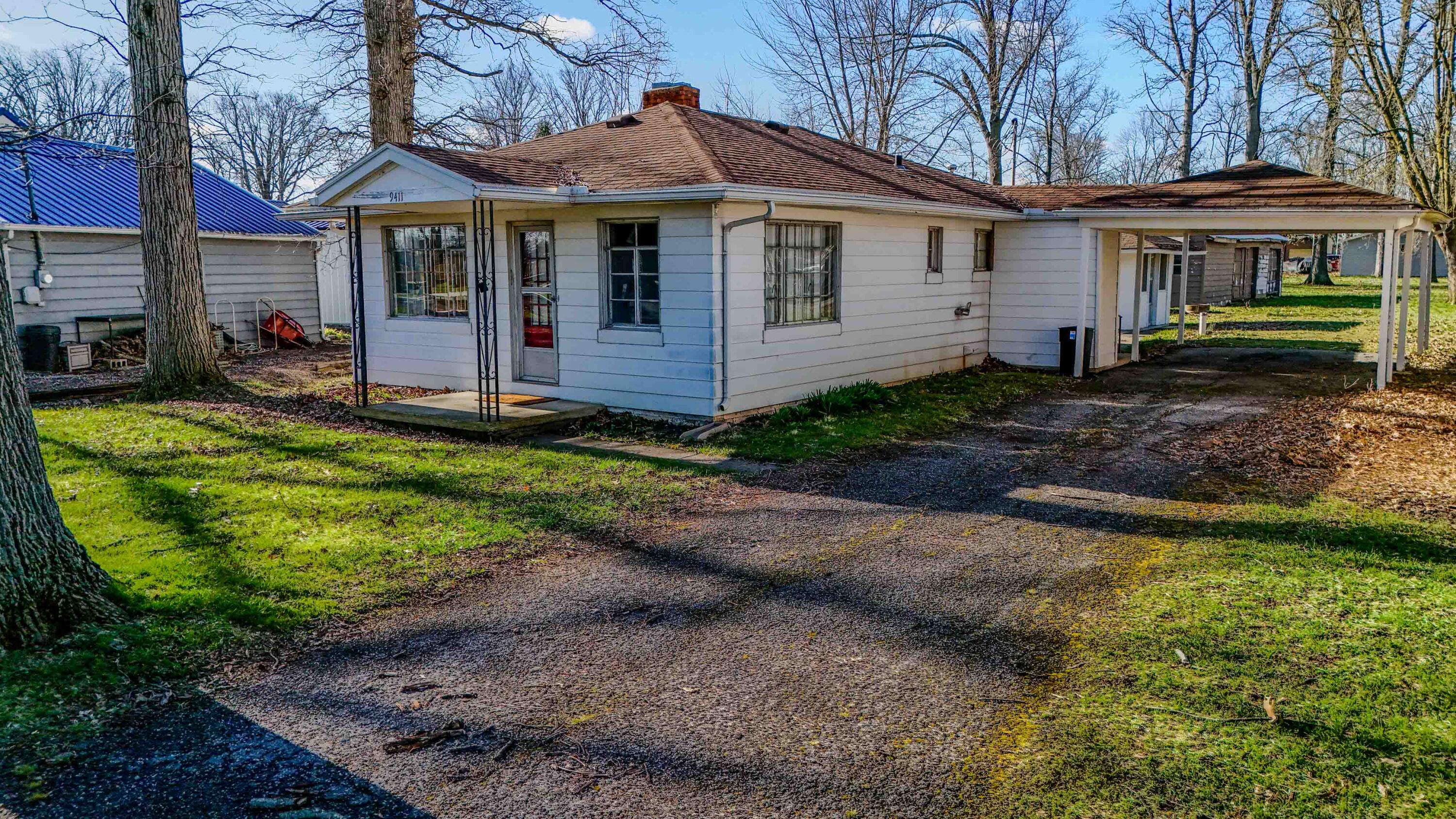 9411 Lakeshore Drive, Huntsville, Ohio 43324