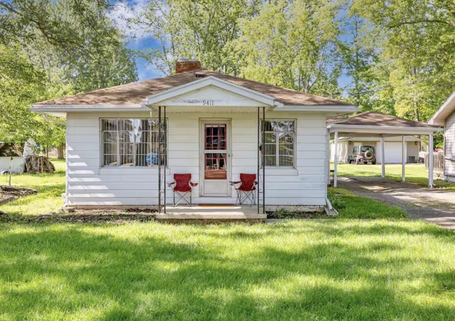 9411 Lakeshore Drive, Huntsville, Ohio 43324