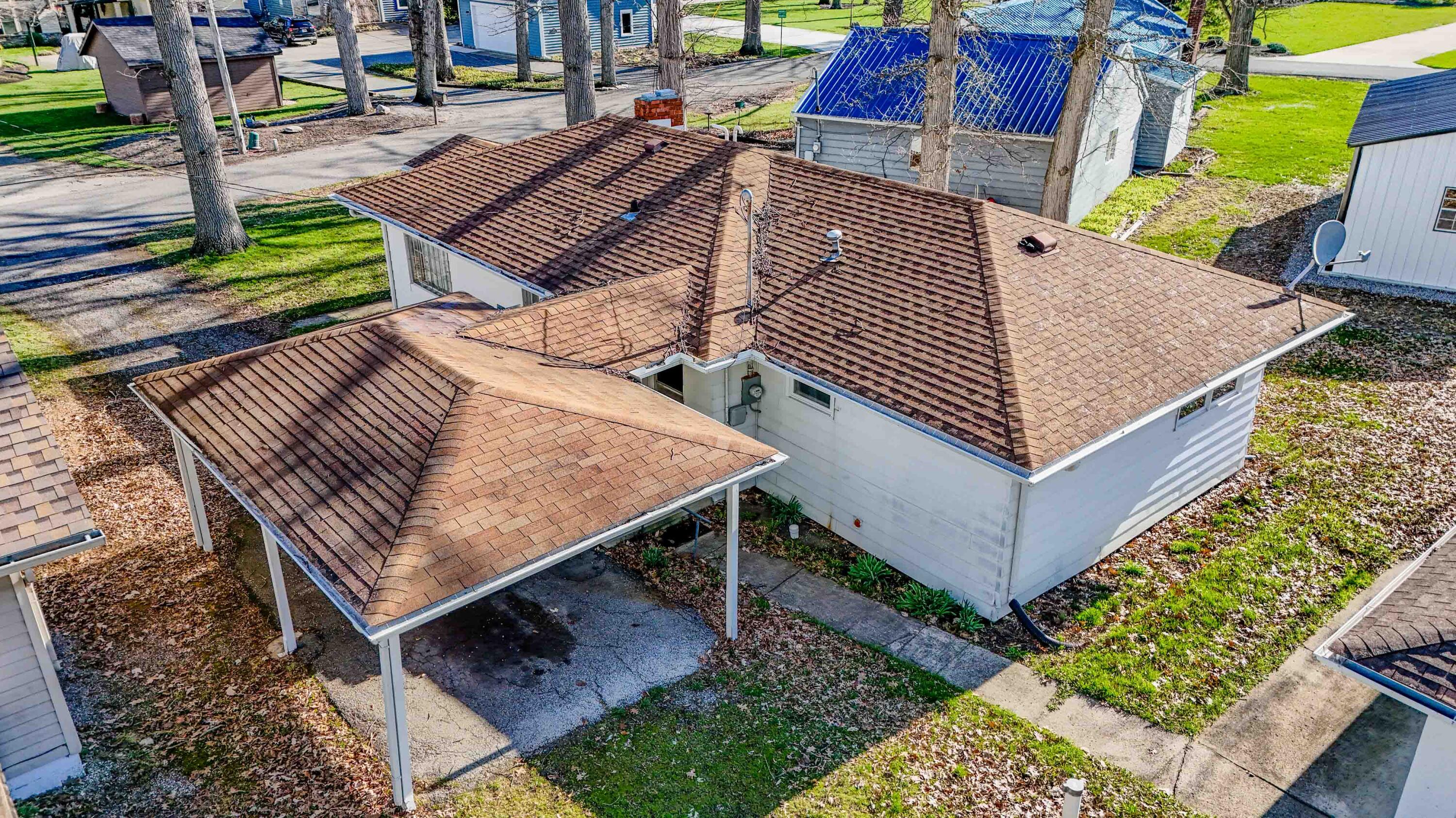 9411 Lakeshore Drive, Huntsville, Ohio 43324