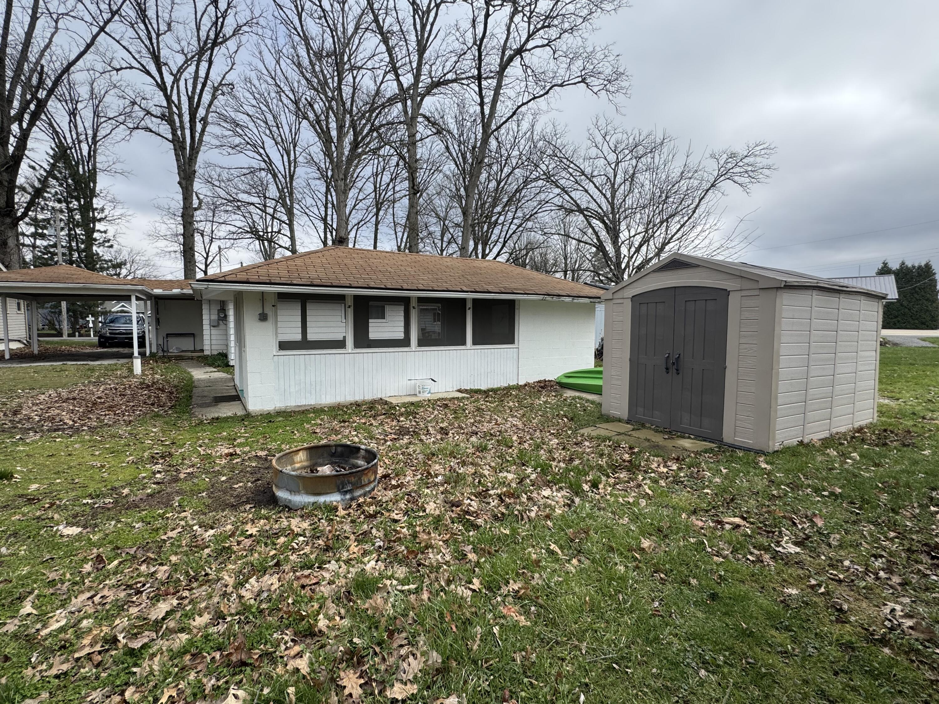 9411 Lakeshore Drive, Huntsville, Ohio 43324