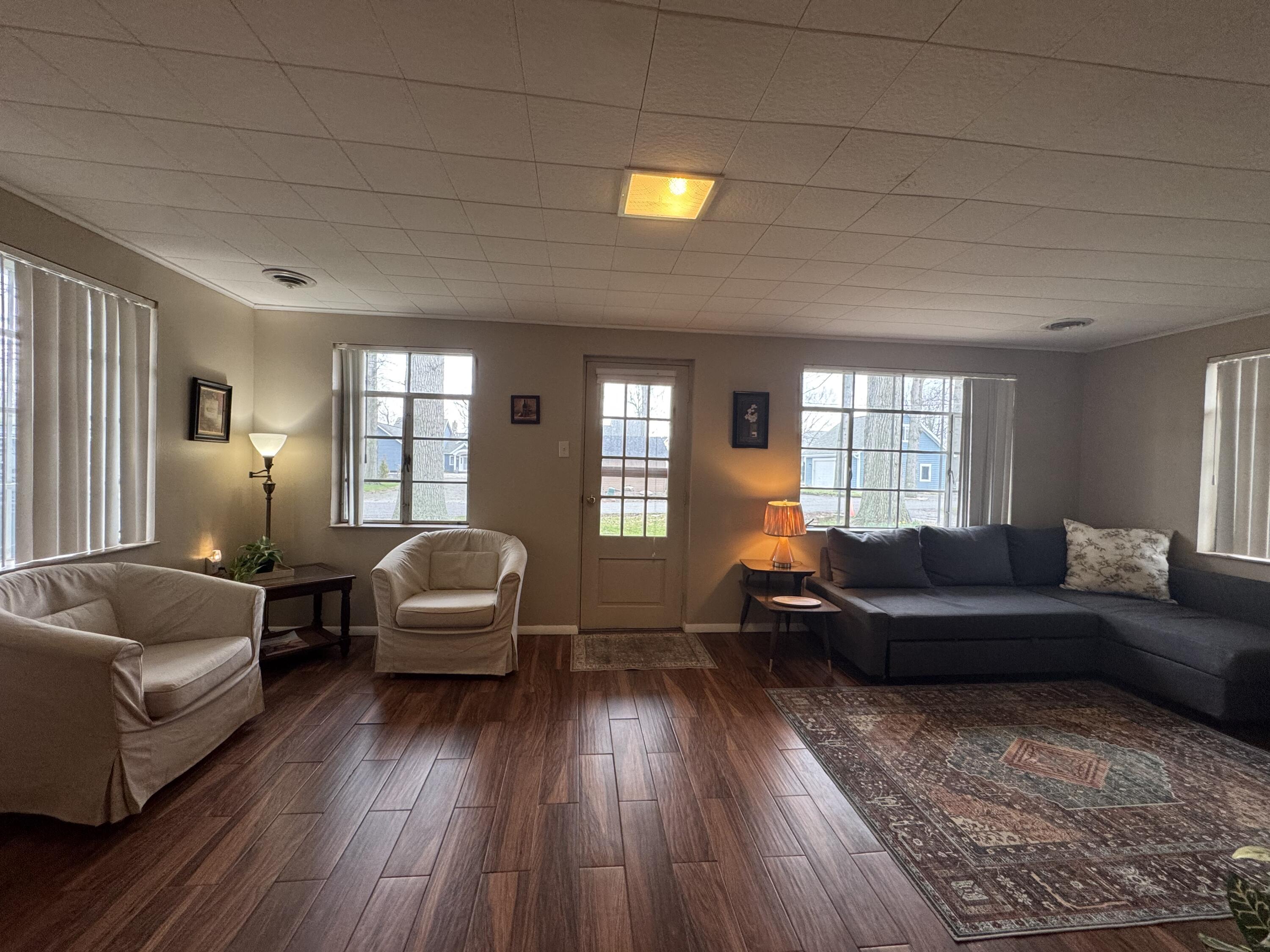 9411 Lakeshore Drive, Huntsville, Ohio 43324