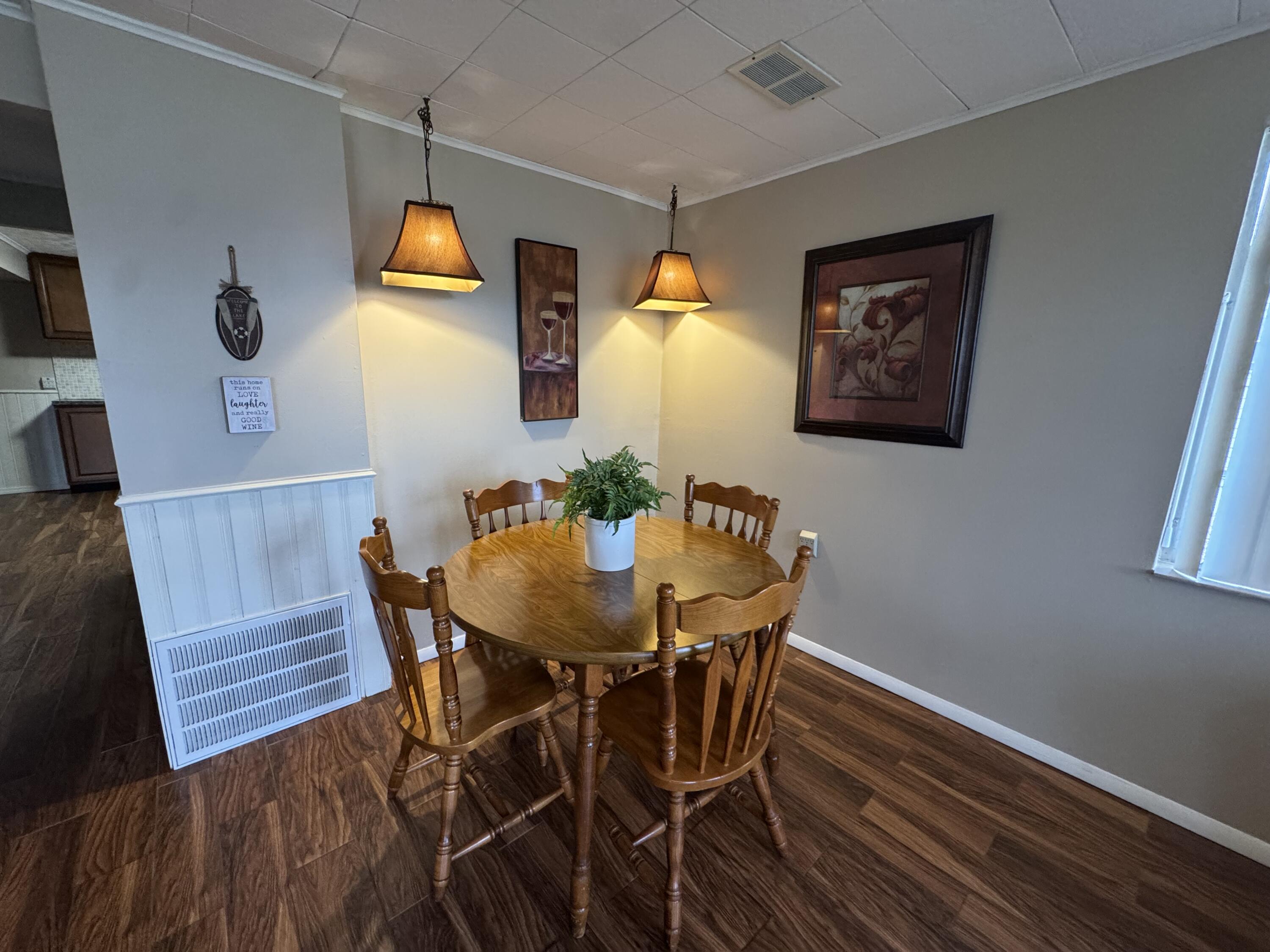 9411 Lakeshore Drive, Huntsville, Ohio 43324