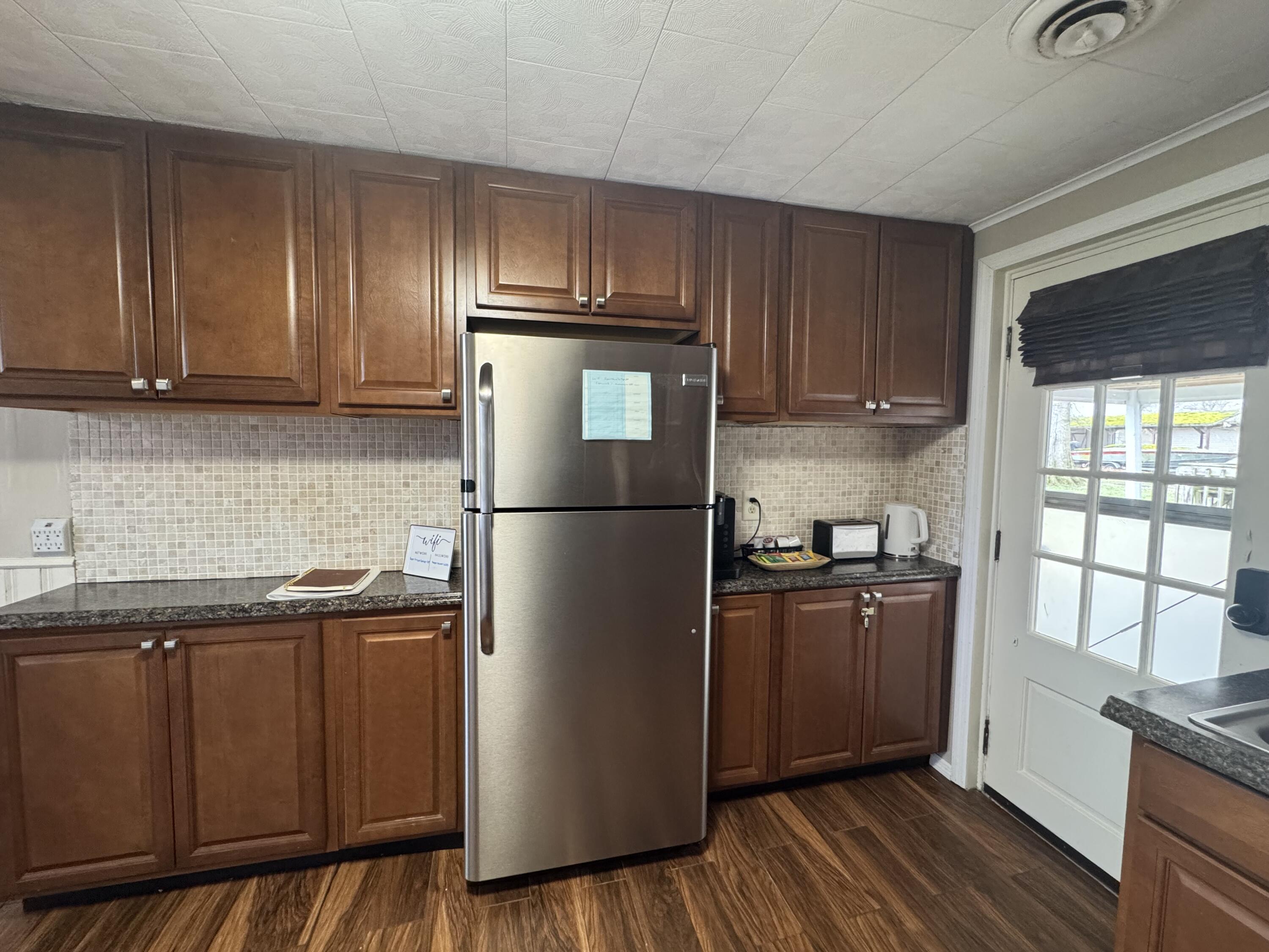 9411 Lakeshore Drive, Huntsville, Ohio 43324