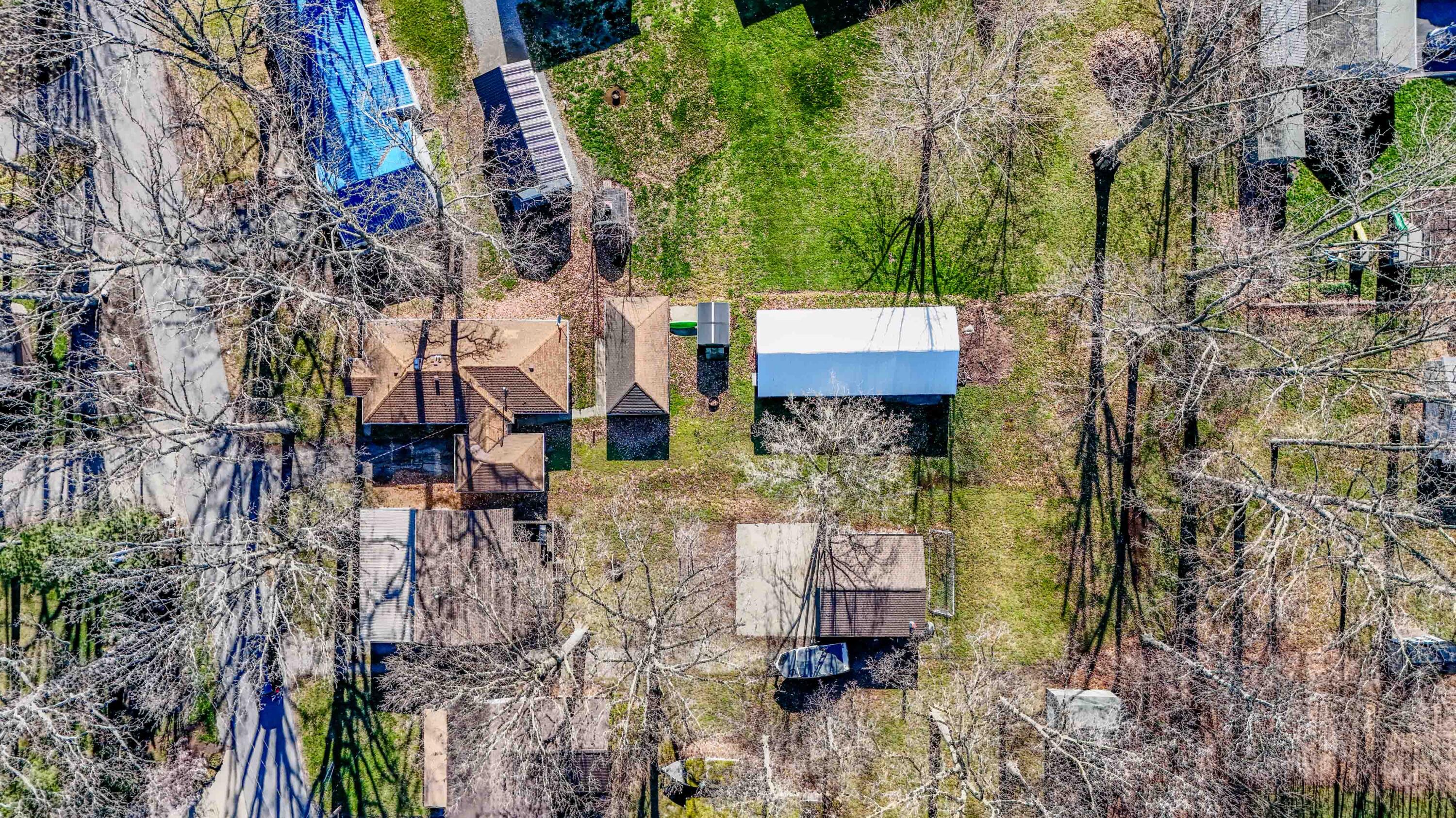 9411 Lakeshore Drive, Huntsville, Ohio 43324