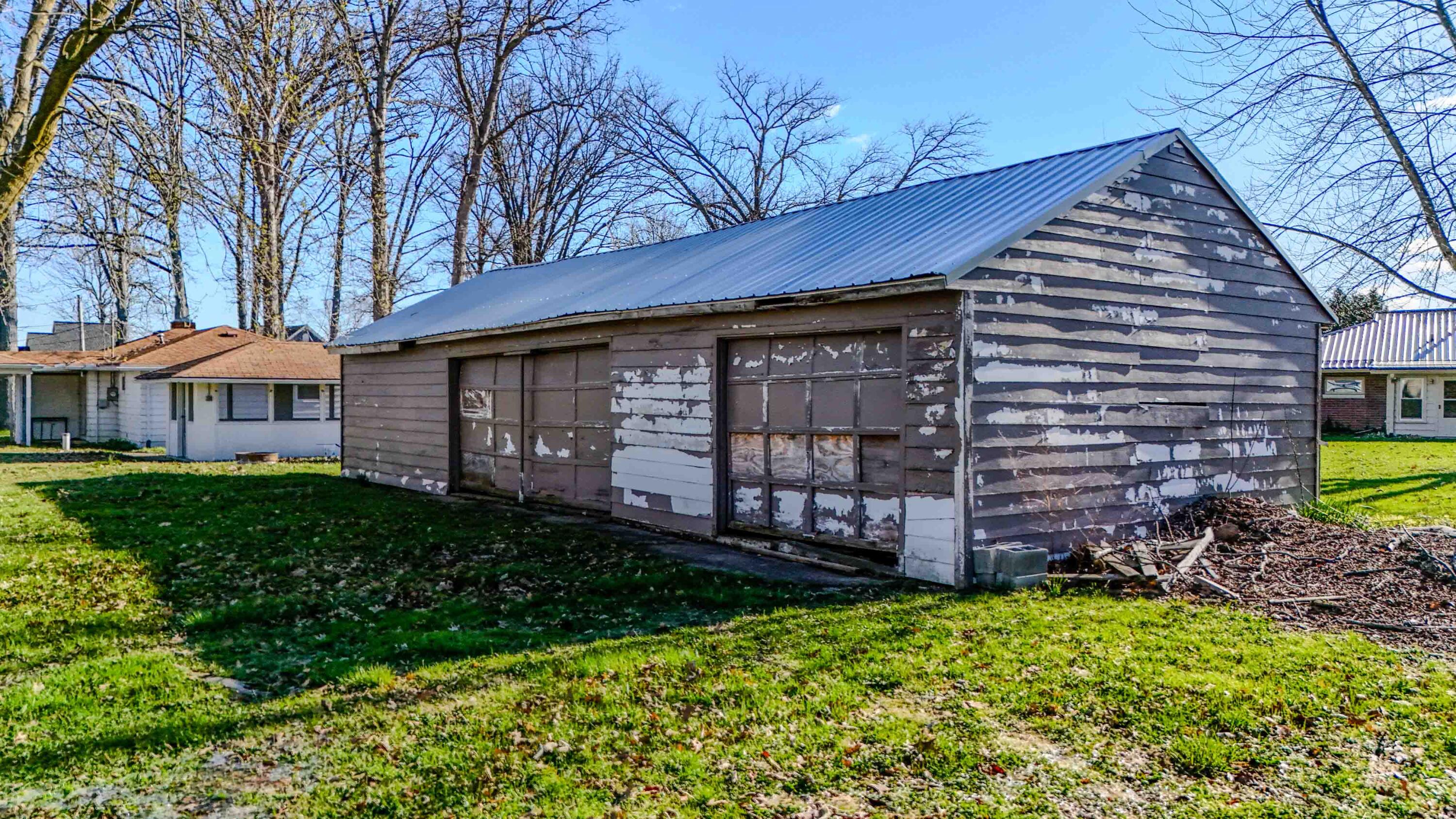 9411 Lakeshore Drive, Huntsville, Ohio 43324