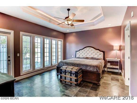 2974 Autumn Leaves Court, Lima, Ohio