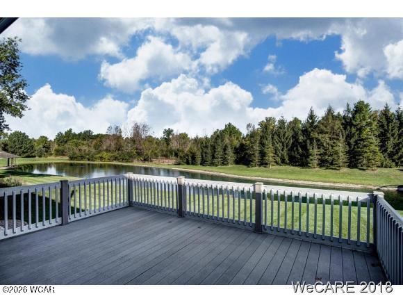 2974 Autumn Leaves Court, Lima, Ohio