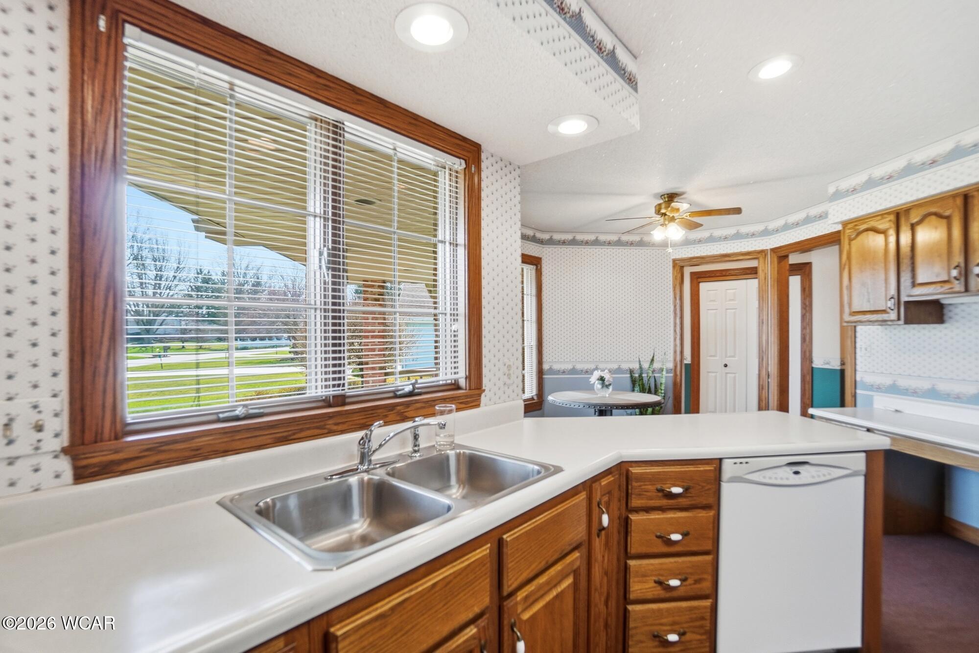 1553 Bittersweet Drive, Elida, Ohio