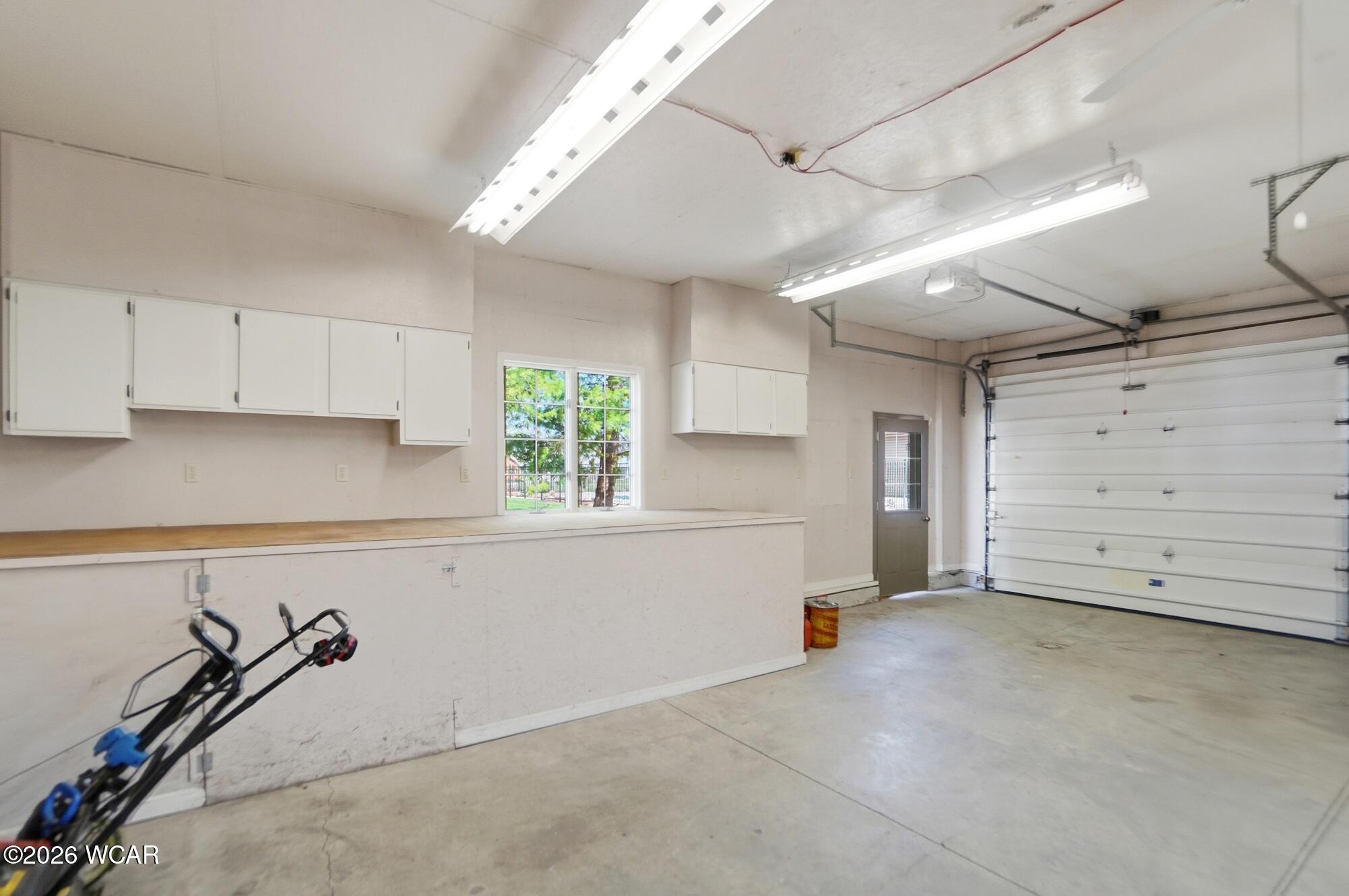 1553 Bittersweet Drive, Elida, Ohio