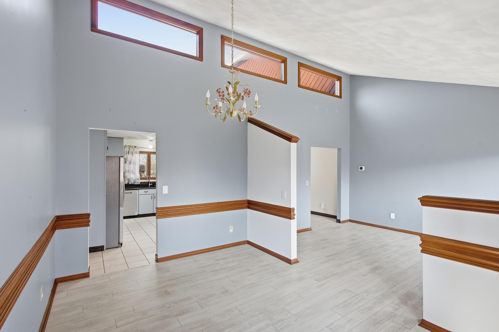 438 Merrick Drive, Beavercreek, Ohio 45434