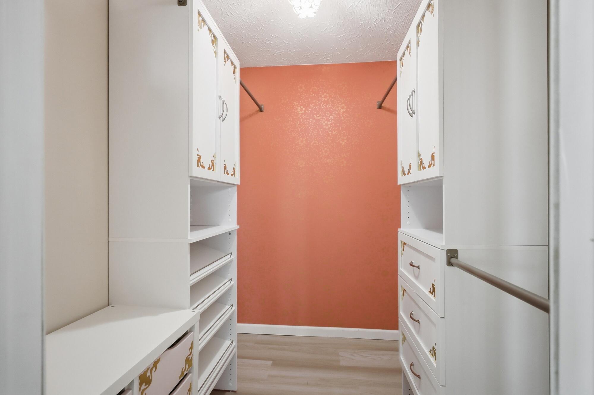 438 Merrick Drive, Beavercreek, Ohio 45434