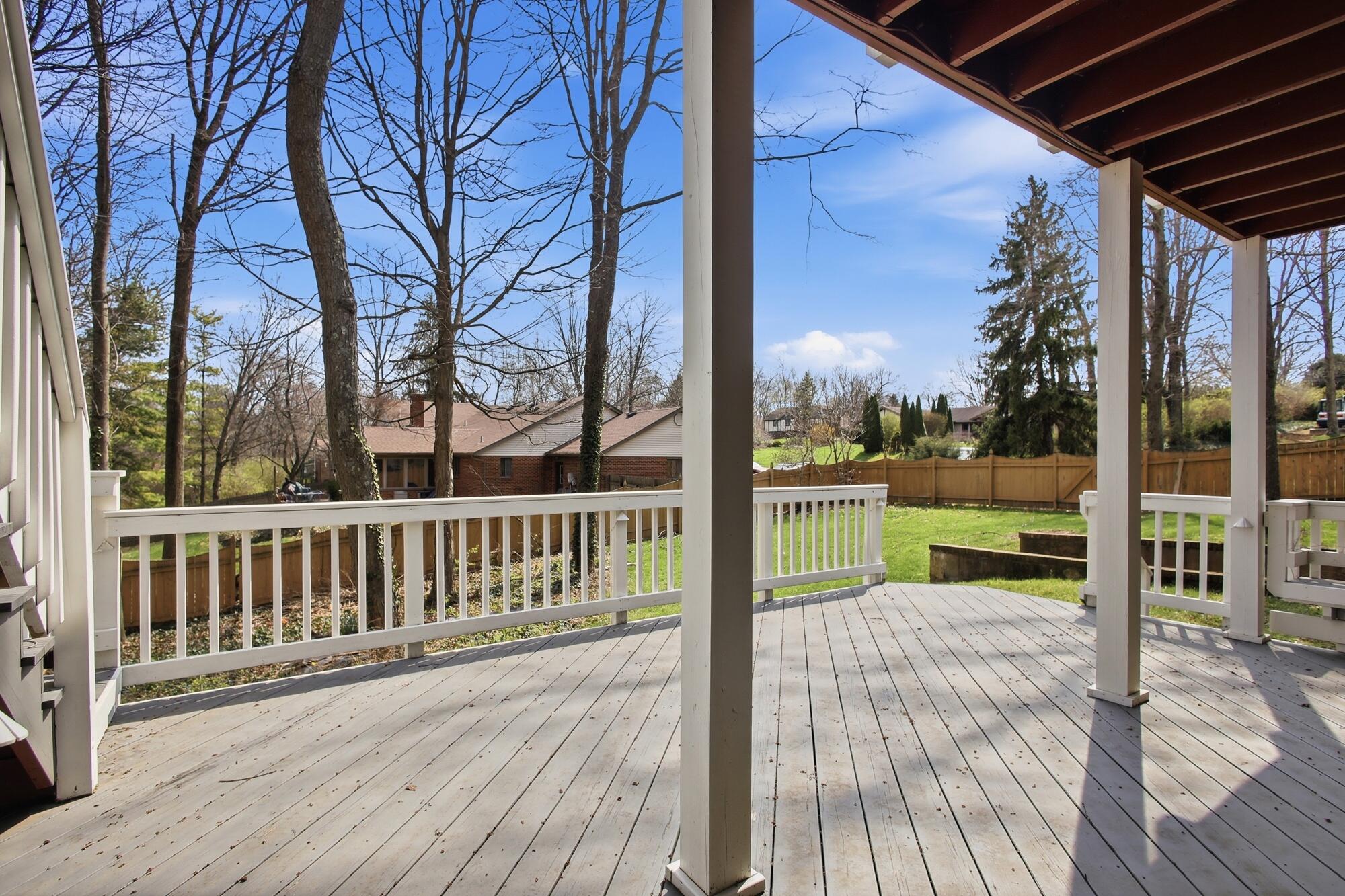 438 Merrick Drive, Beavercreek, Ohio 45434