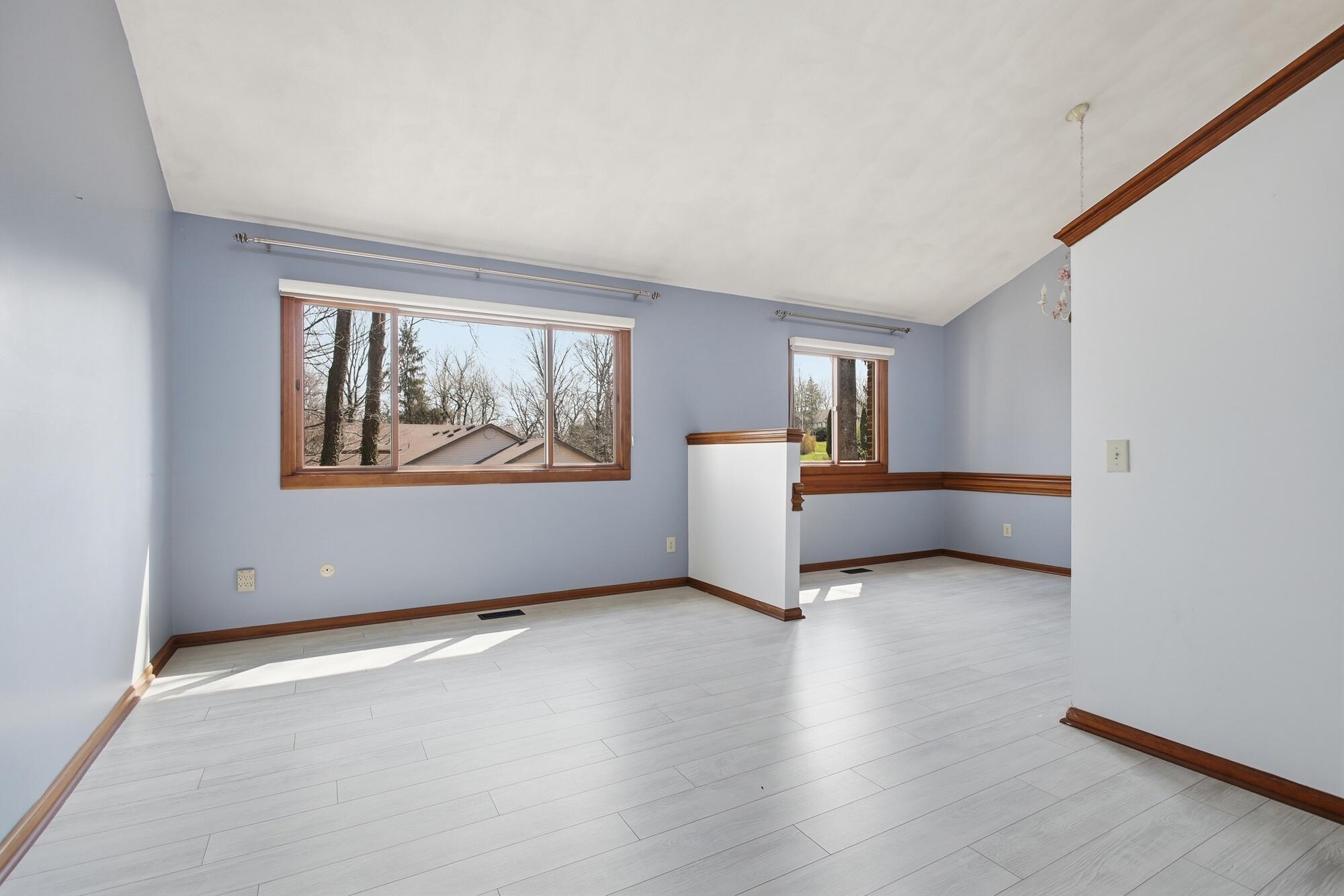 438 Merrick Drive, Beavercreek, Ohio 45434