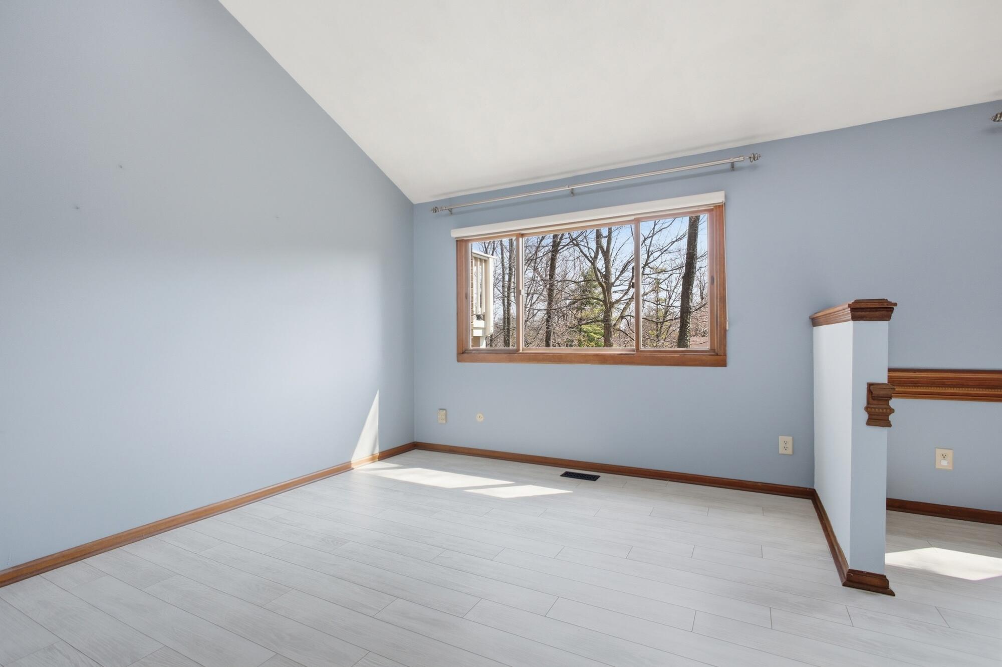 438 Merrick Drive, Beavercreek, Ohio 45434