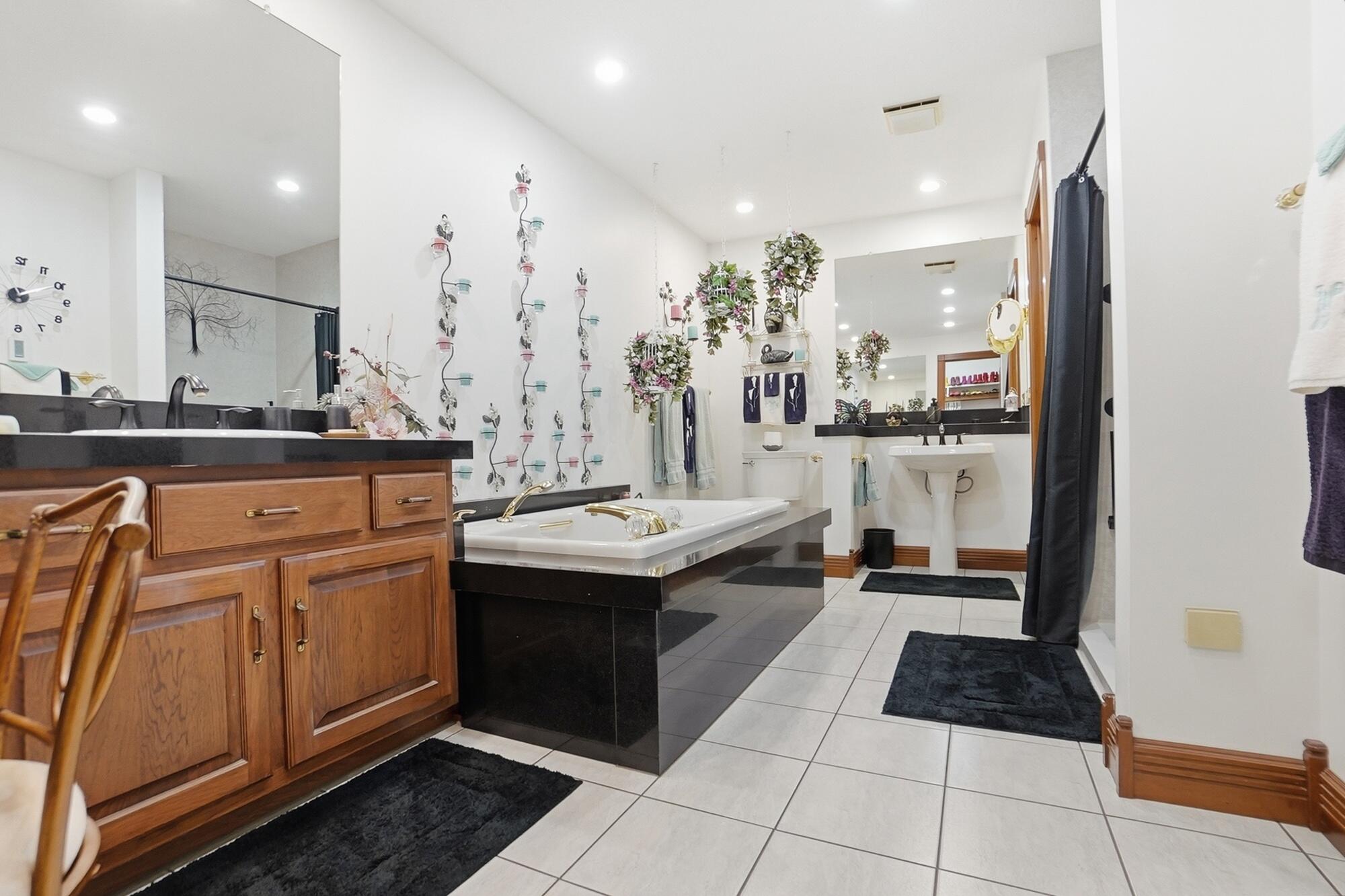 610 Stonecress Drive, Tipp City, Ohio 45371