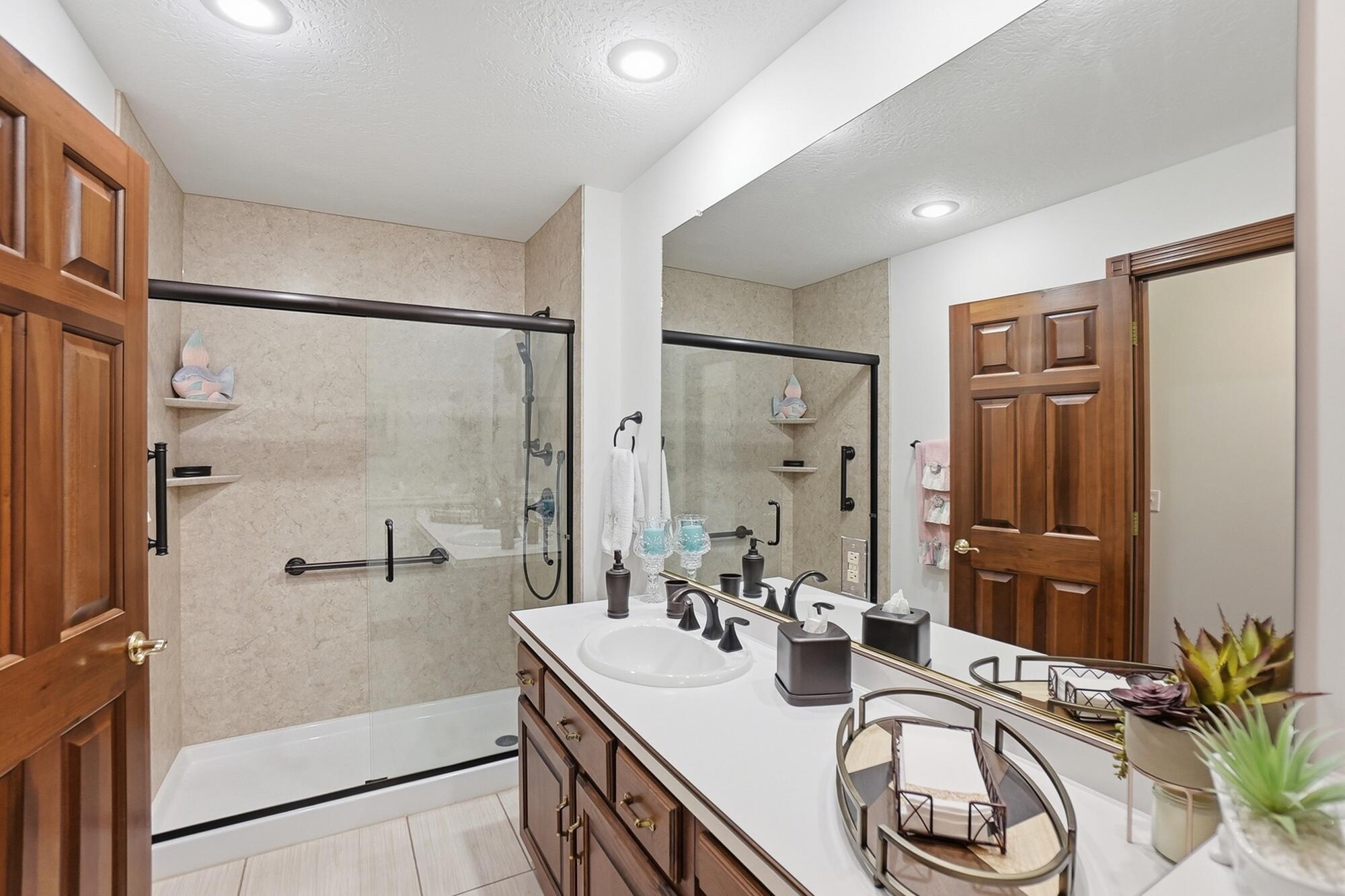 610 Stonecress Drive, Tipp City, Ohio 45371