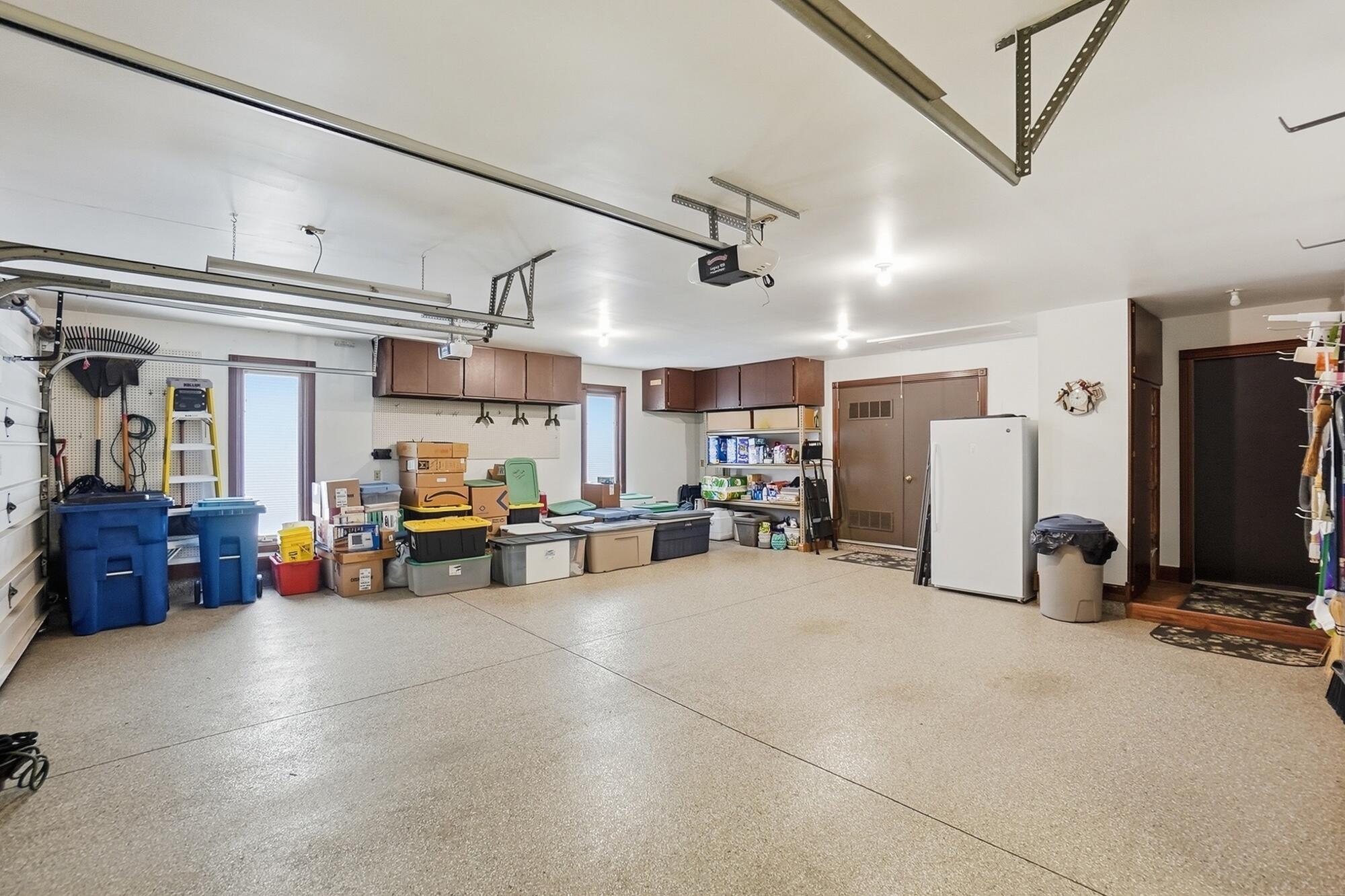 610 Stonecress Drive, Tipp City, Ohio 45371