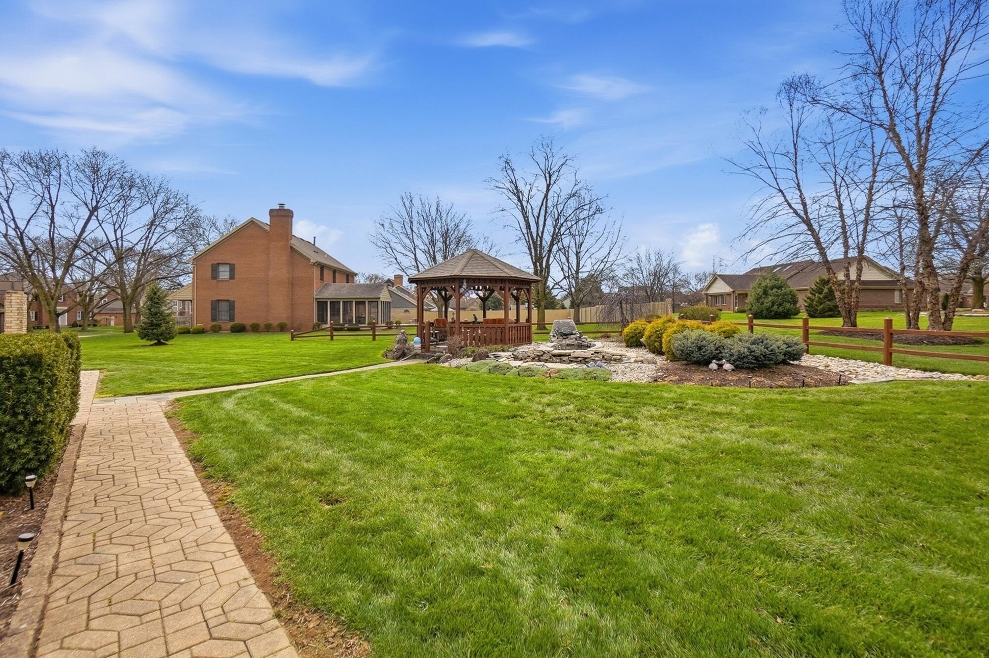 610 Stonecress Drive, Tipp City, Ohio 45371