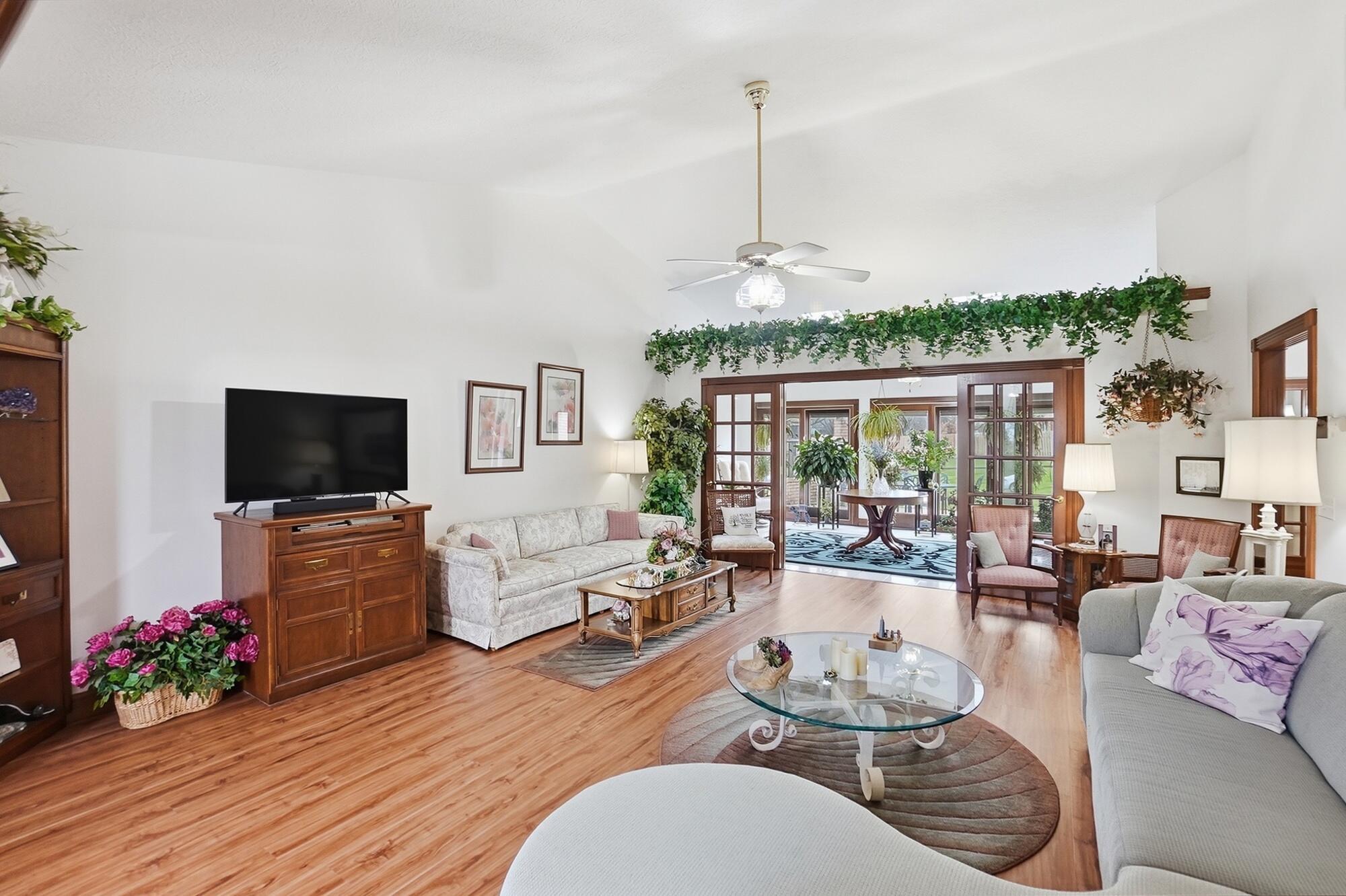 610 Stonecress Drive, Tipp City, Ohio 45371