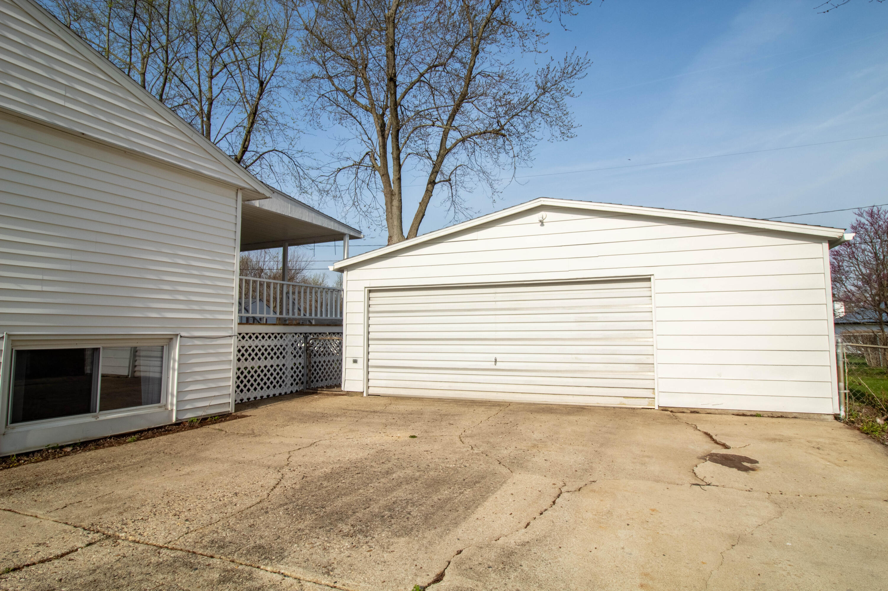 489 Caldwell Circle, New Carlisle, Ohio 45344