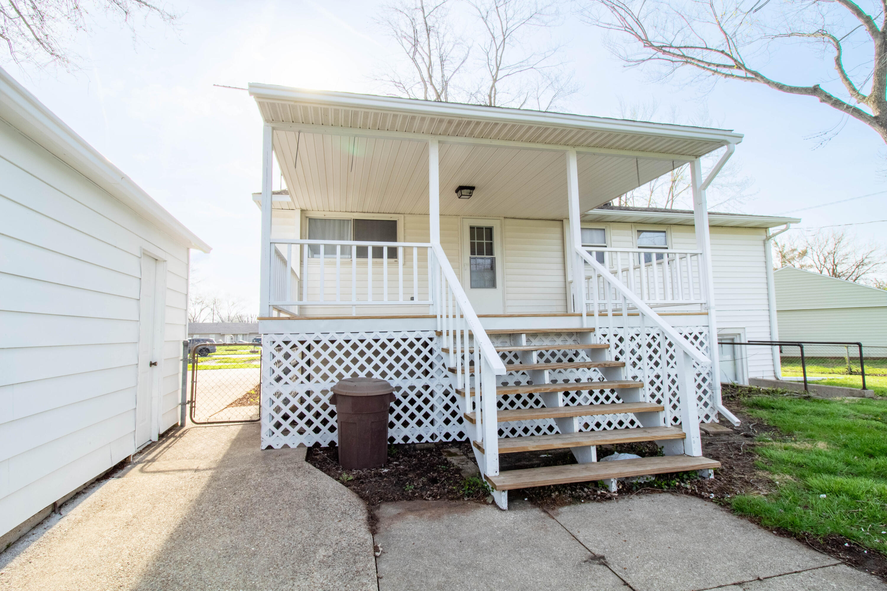 489 Caldwell Circle, New Carlisle, Ohio 45344