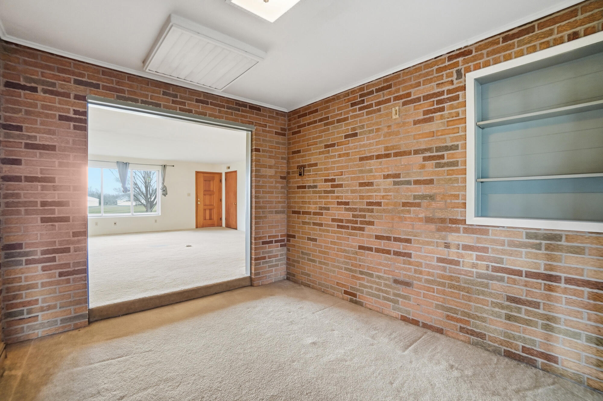 6020 Studebaker Road, Tipp City, Ohio 45371